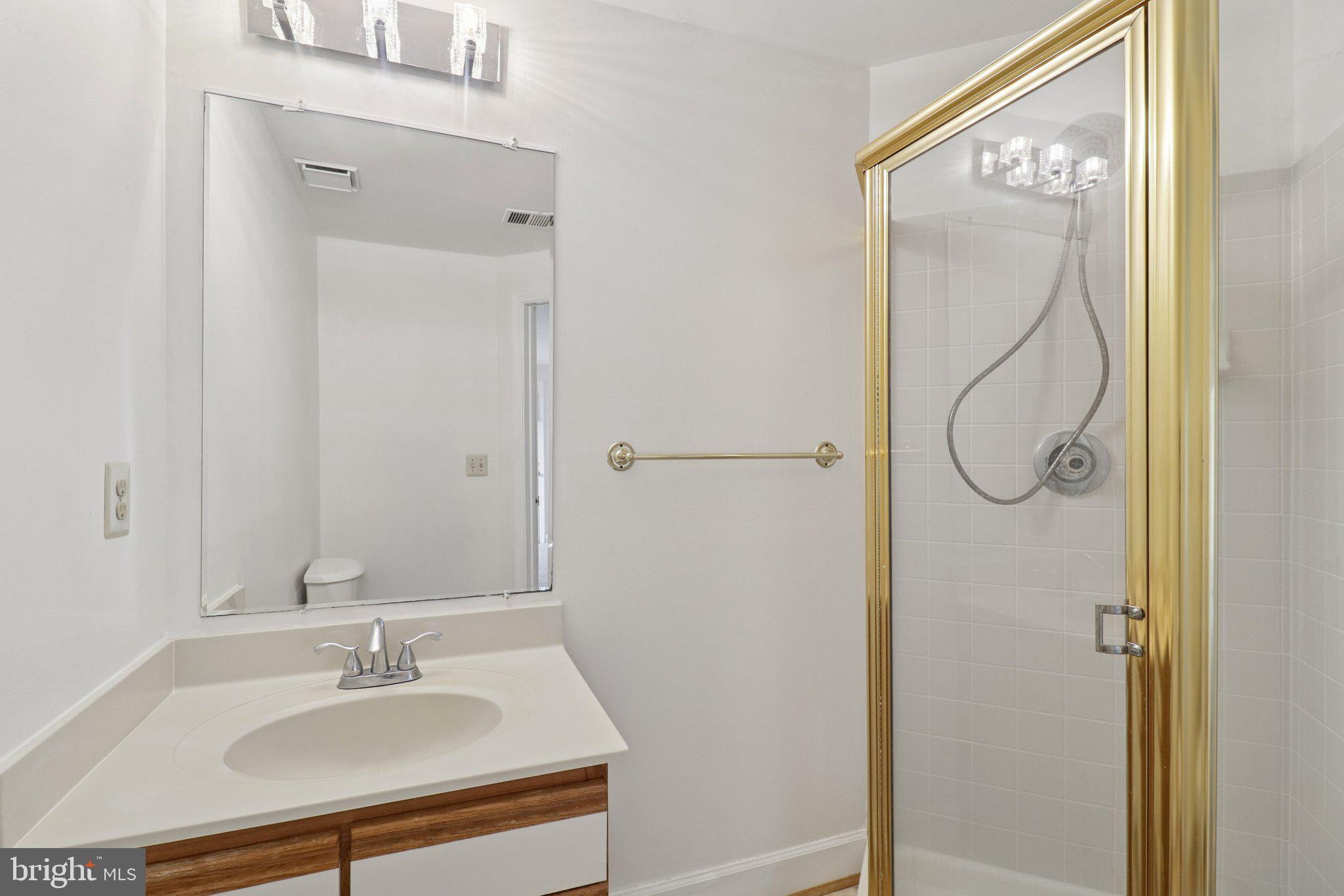 PENDERBROOK - Residential