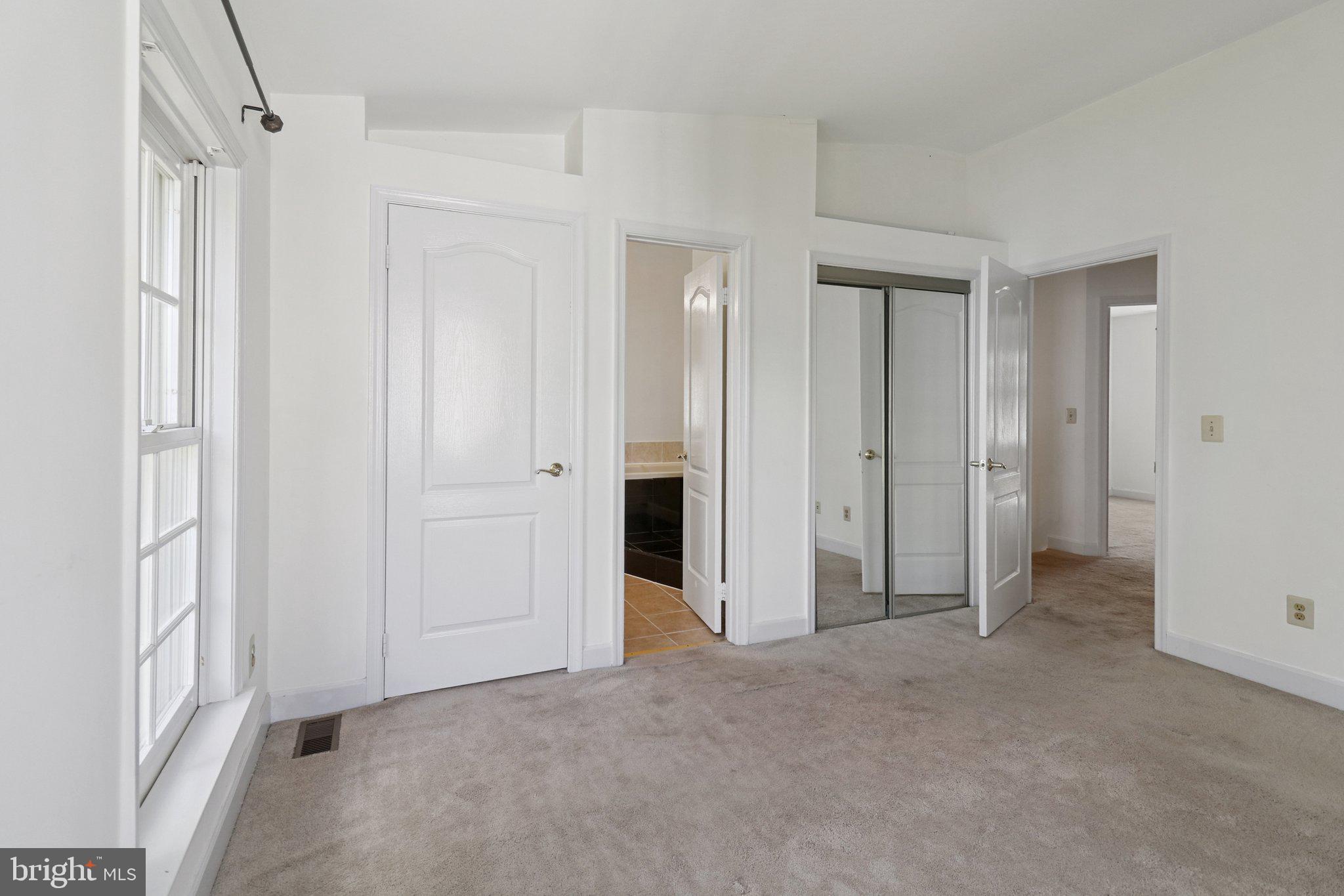 PENDERBROOK - Residential