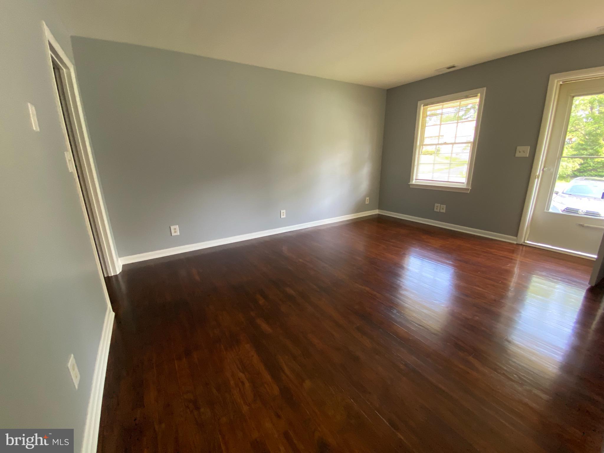 JACKSON PARK - Residential Lease