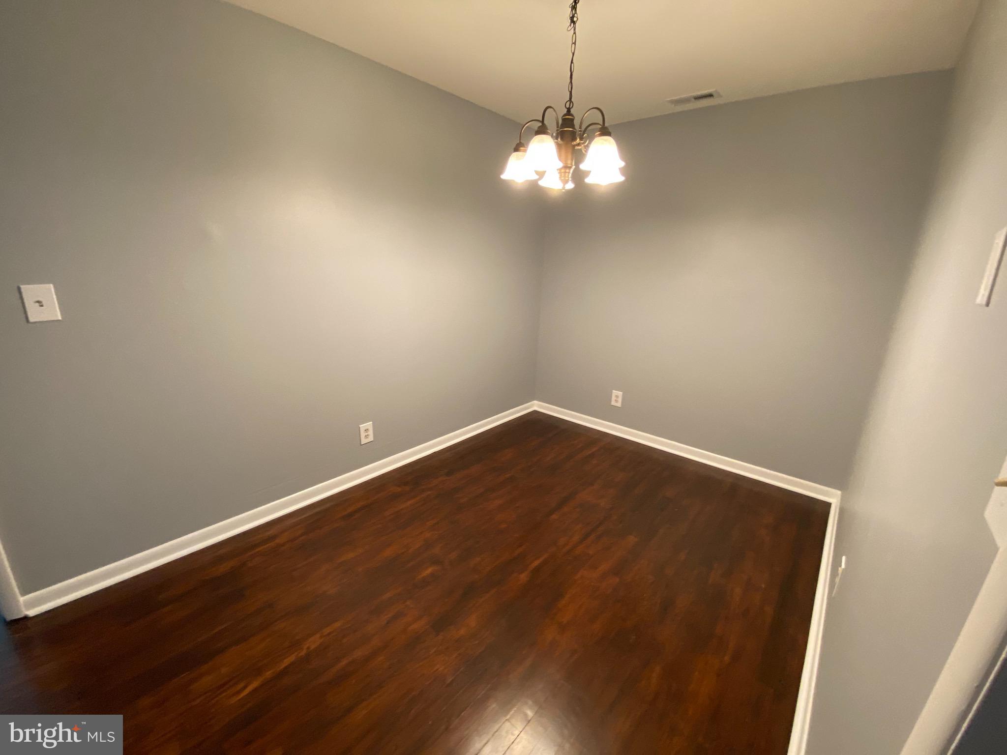 JACKSON PARK - Residential Lease