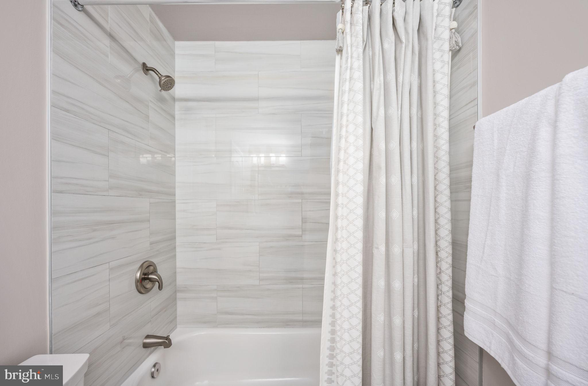 AUGUSTINE NORTH - Residential