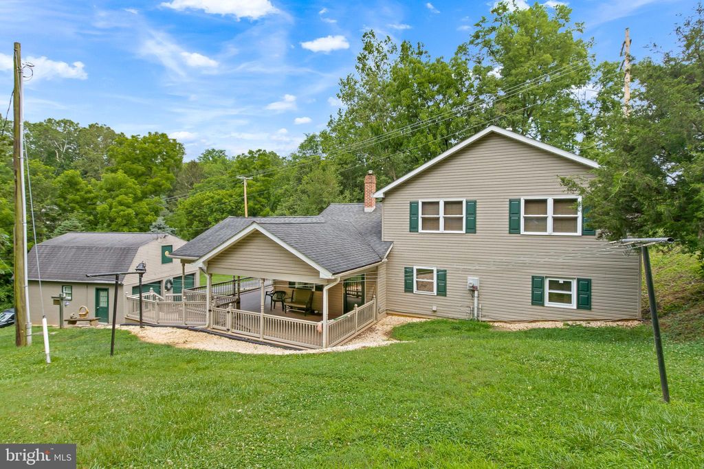 Photo of 228 BRENNEMAN RD, LANCASTER, PA 17603 (MLS # PALA2037310)