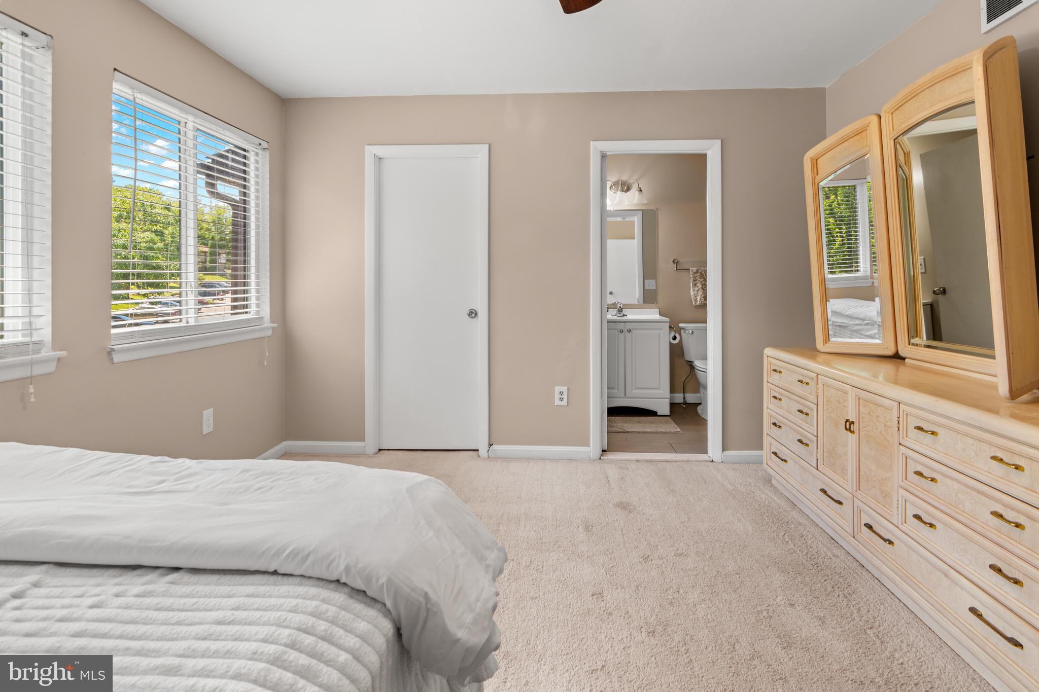 KIMBERLY WOODS VILLAGE - Residential