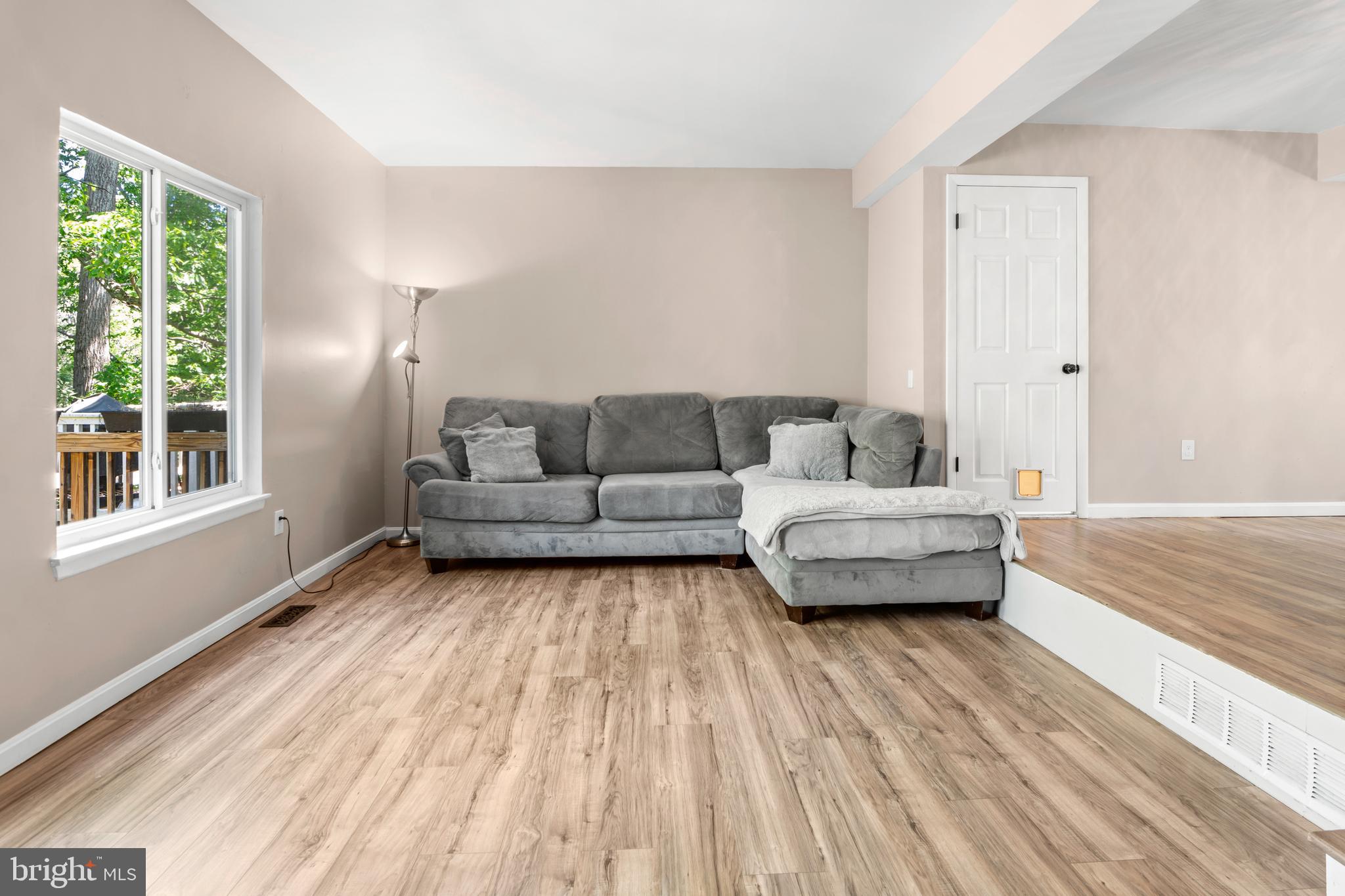 KIMBERLY WOODS VILLAGE - Residential