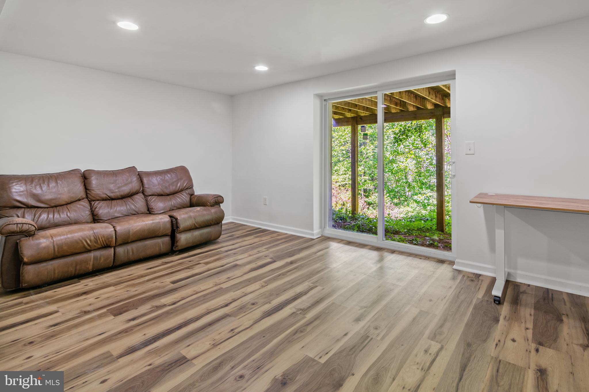 KIMBERLY WOODS VILLAGE - Residential