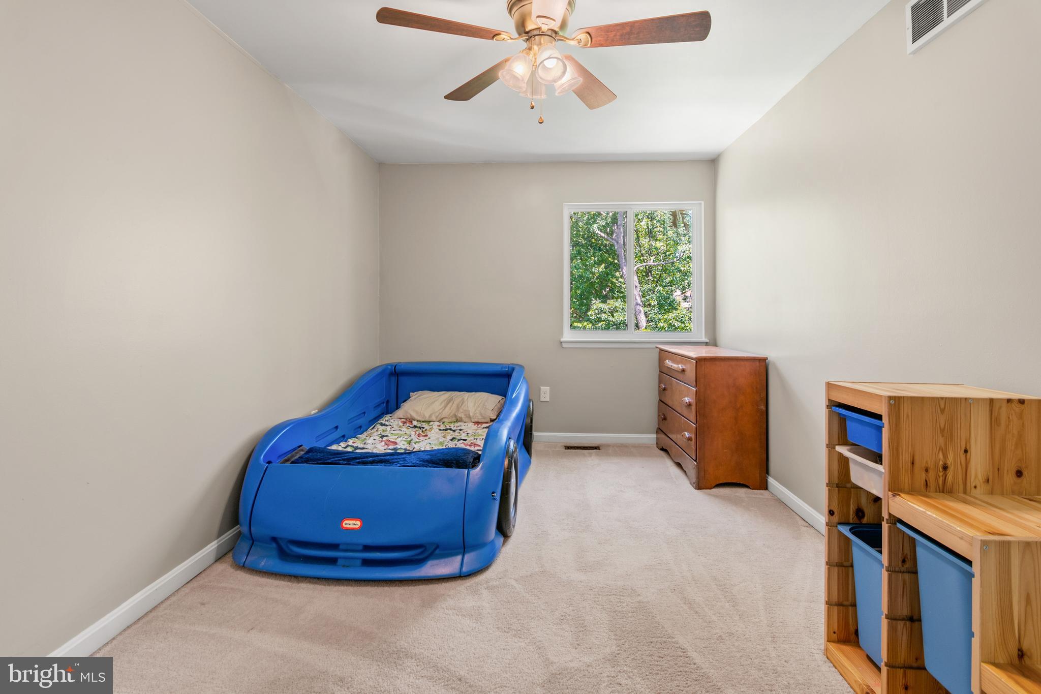 KIMBERLY WOODS VILLAGE - Residential