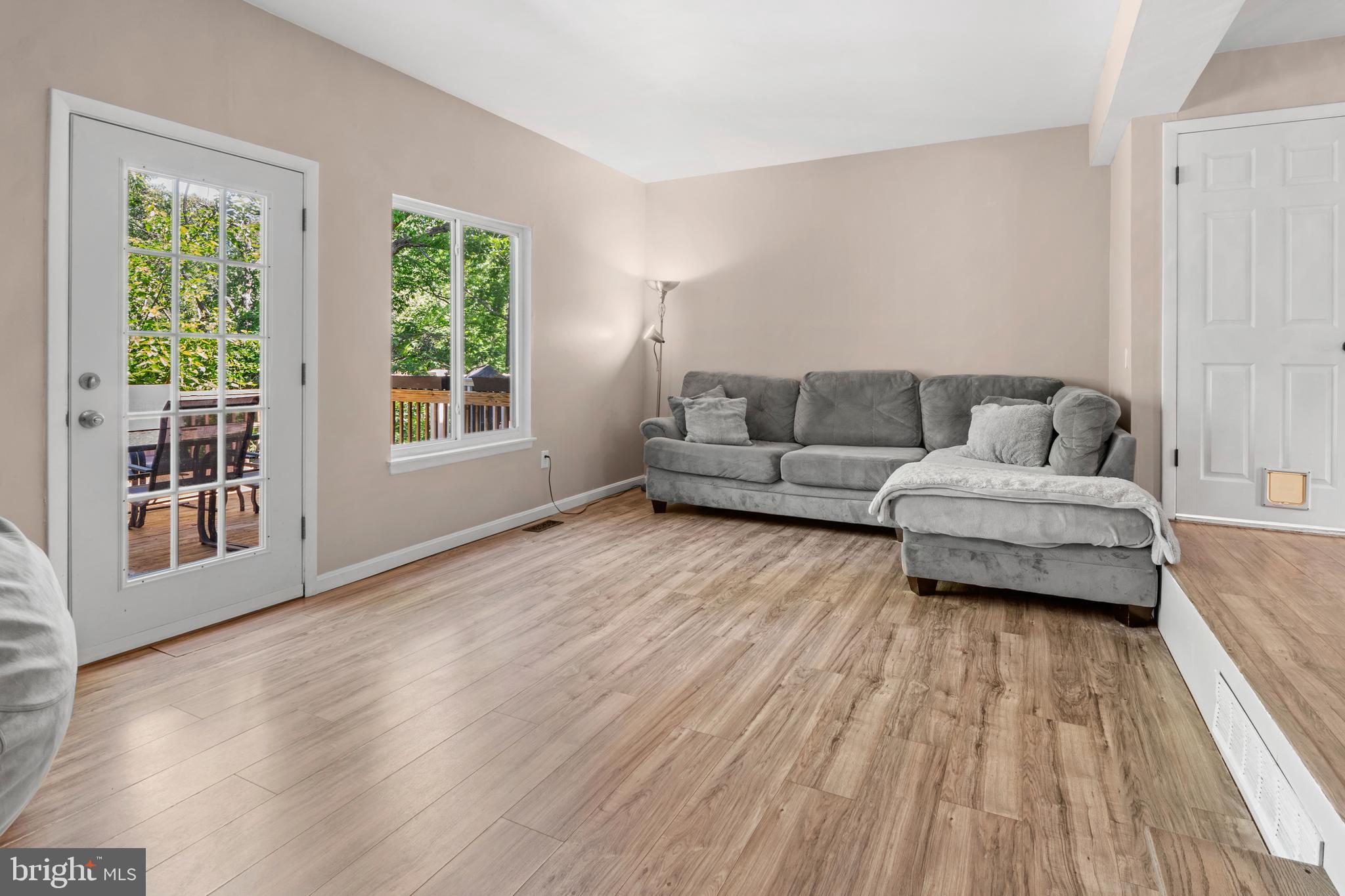 KIMBERLY WOODS VILLAGE - Residential