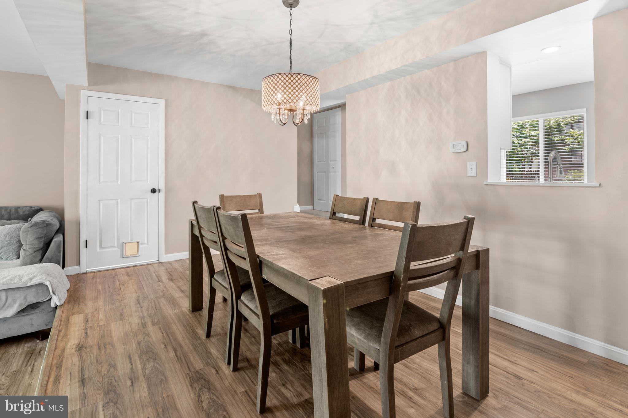 KIMBERLY WOODS VILLAGE - Residential