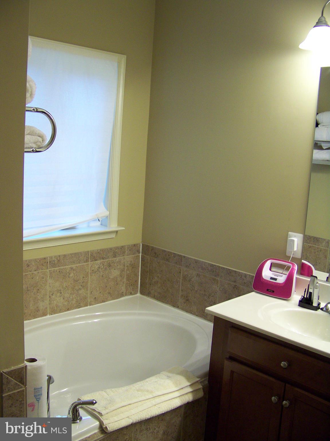 WOODSTREAM - Residential Lease