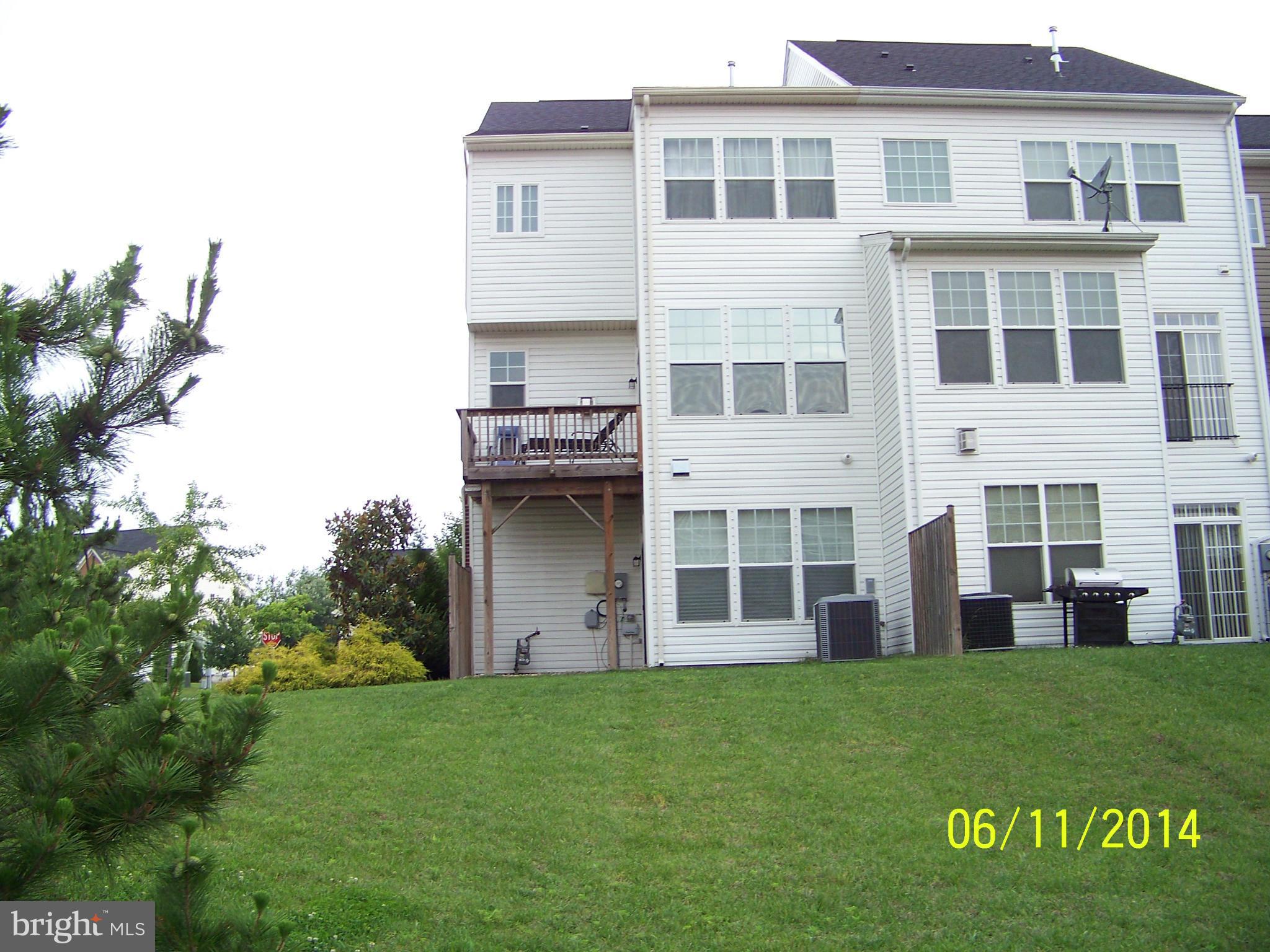 WOODSTREAM - Residential Lease