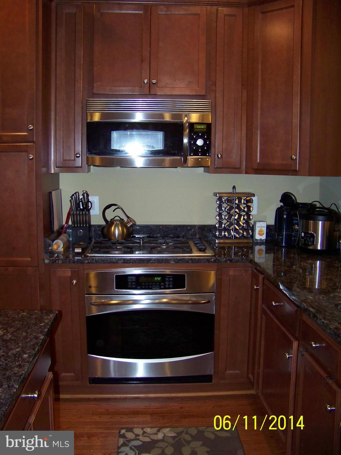 WOODSTREAM - Residential Lease