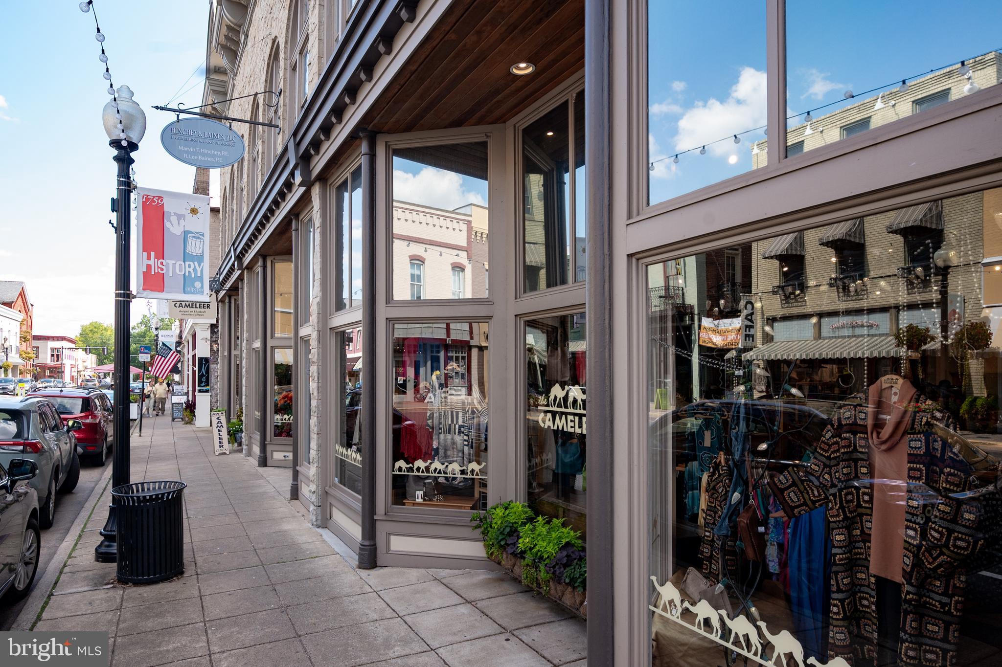 MOUNTAIN BROOK ESTATES - Residential