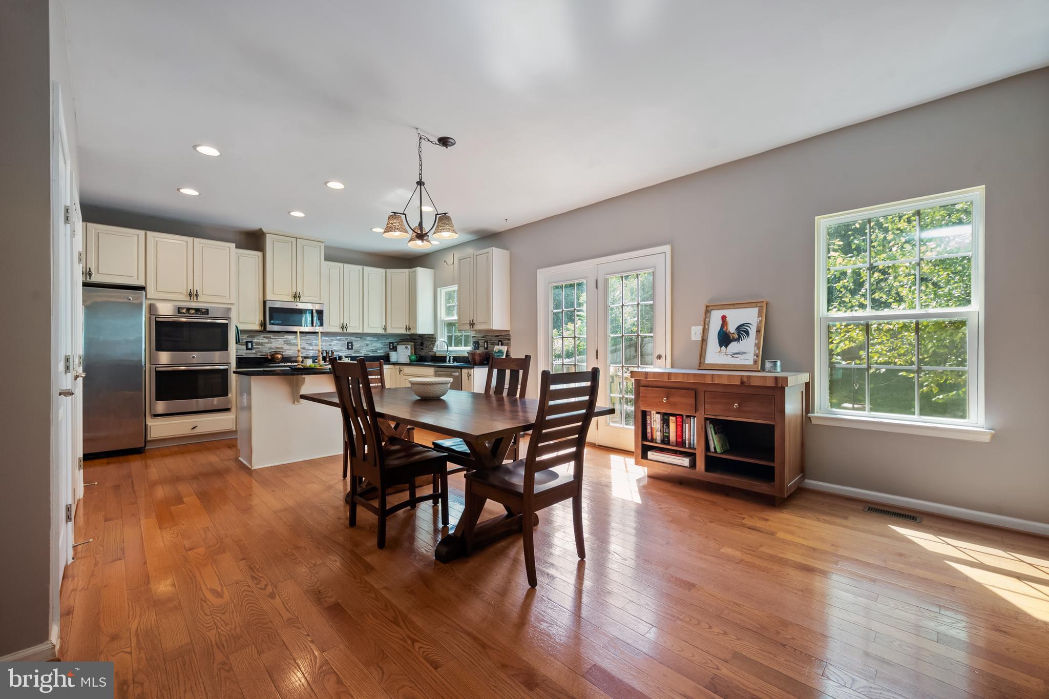 MOUNTAIN BROOK ESTATES - Residential