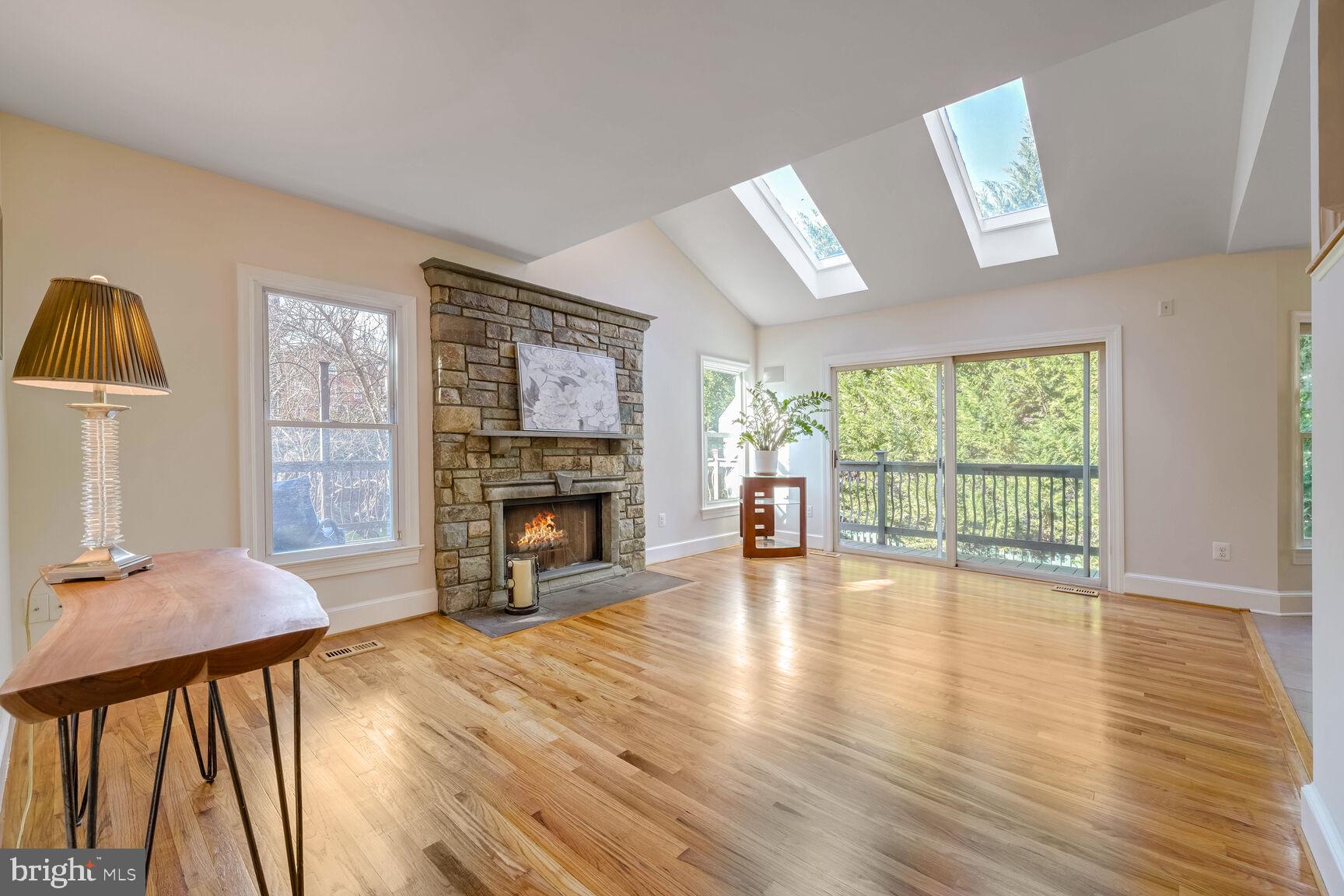 SUMNER - Residential