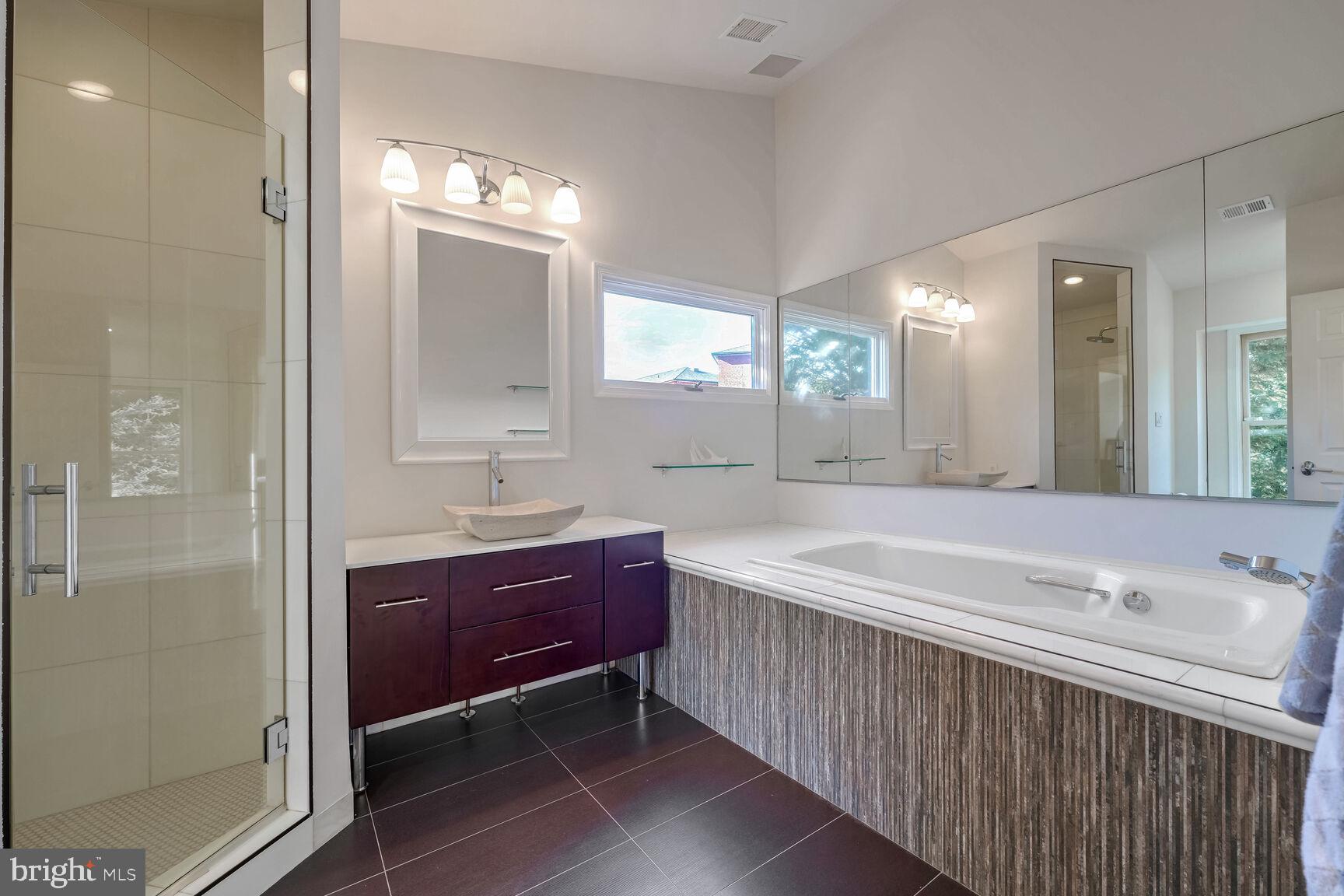 SUMNER - Residential