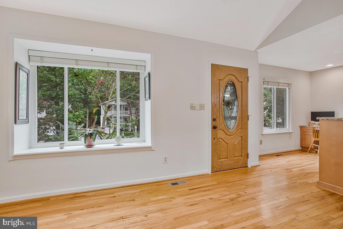 BAY HIGHLANDS - Residential
