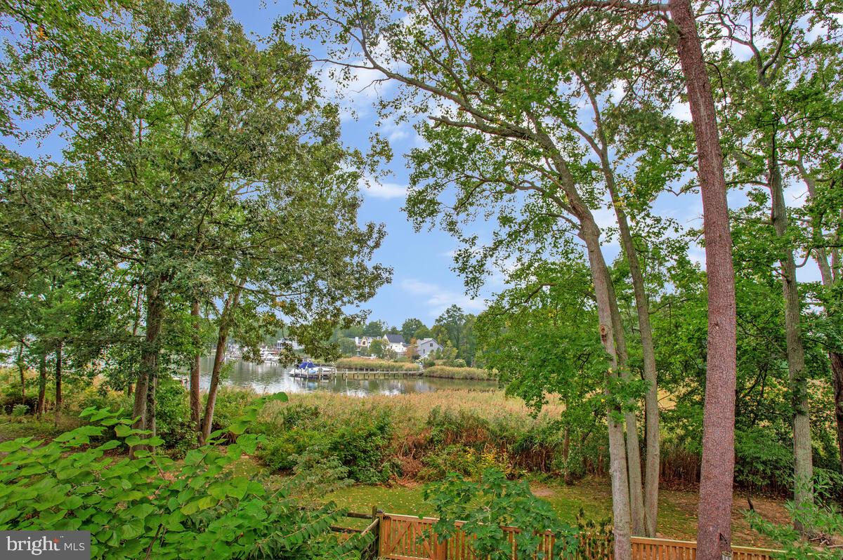 BAY HIGHLANDS - Residential