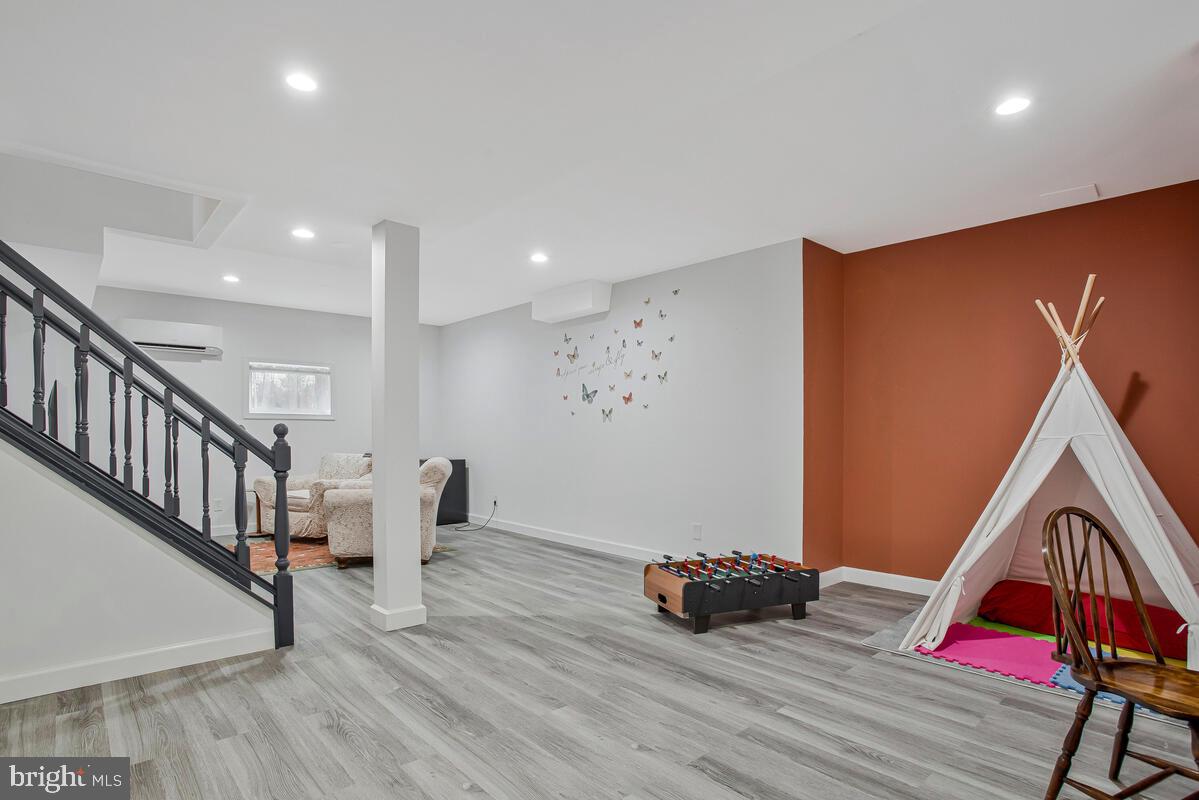 BAY HIGHLANDS - Residential