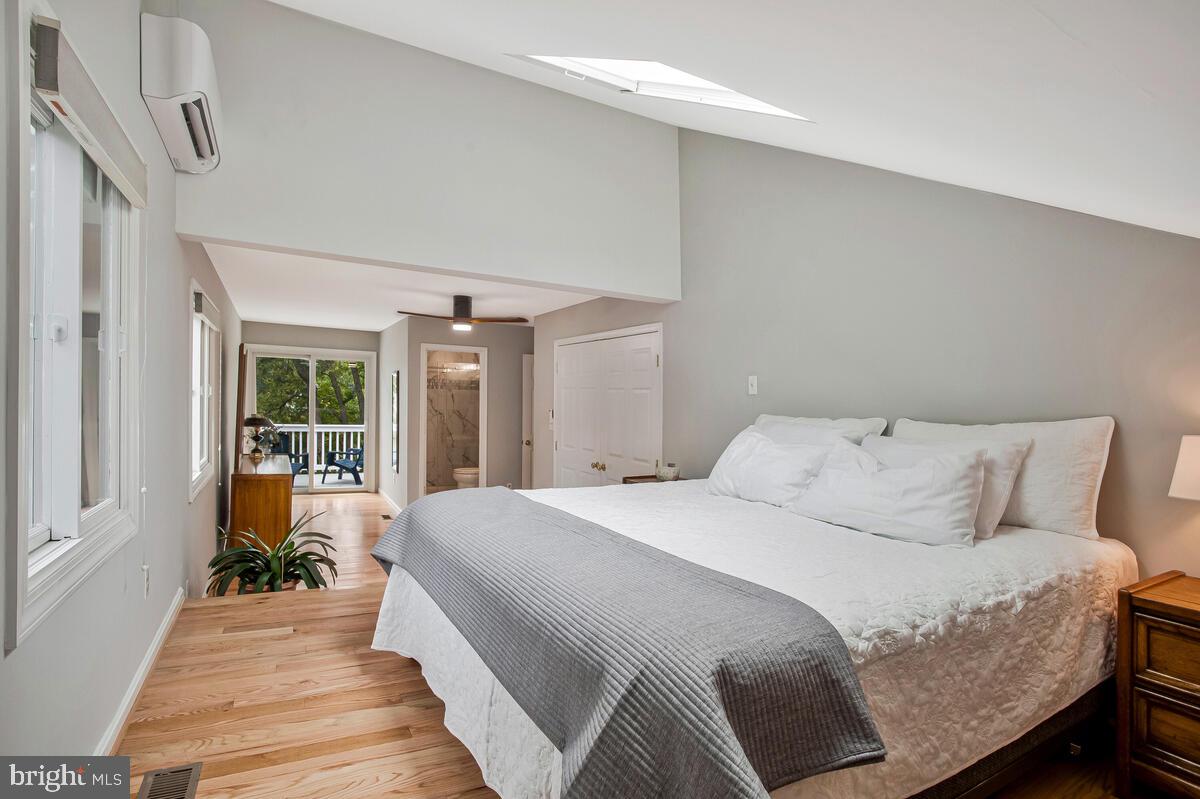 BAY HIGHLANDS - Residential