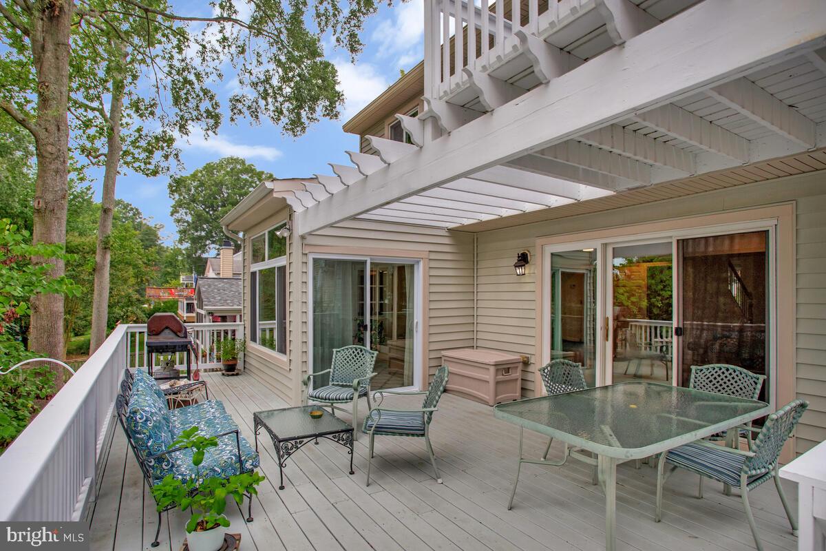 BAY HIGHLANDS - Residential