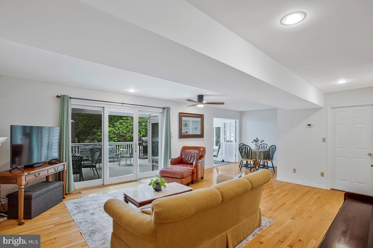 BAY HIGHLANDS - Residential