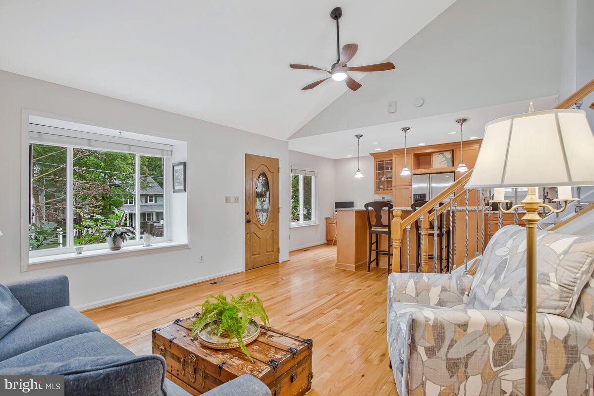 BAY HIGHLANDS - Residential