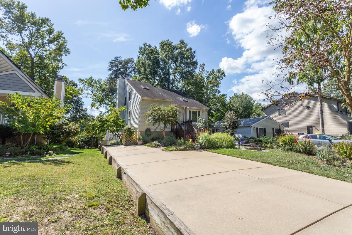 BAY HIGHLANDS - Residential