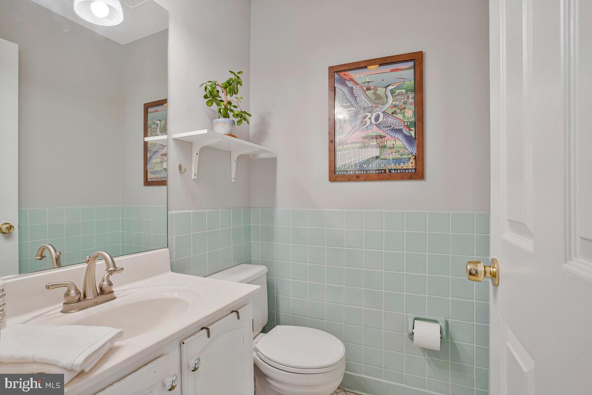 BAY HIGHLANDS - Residential