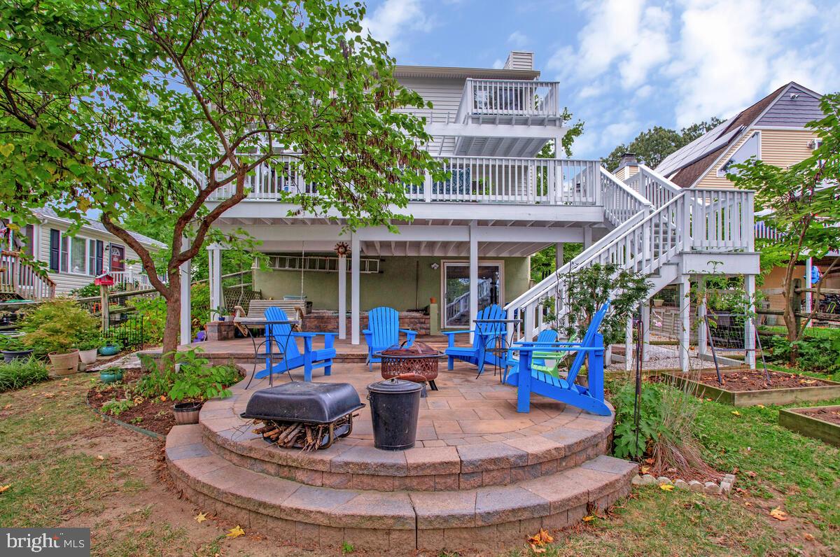 BAY HIGHLANDS - Residential