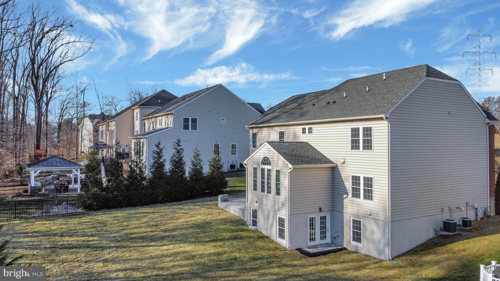 BONNIE BRANCH WOODS - Residential