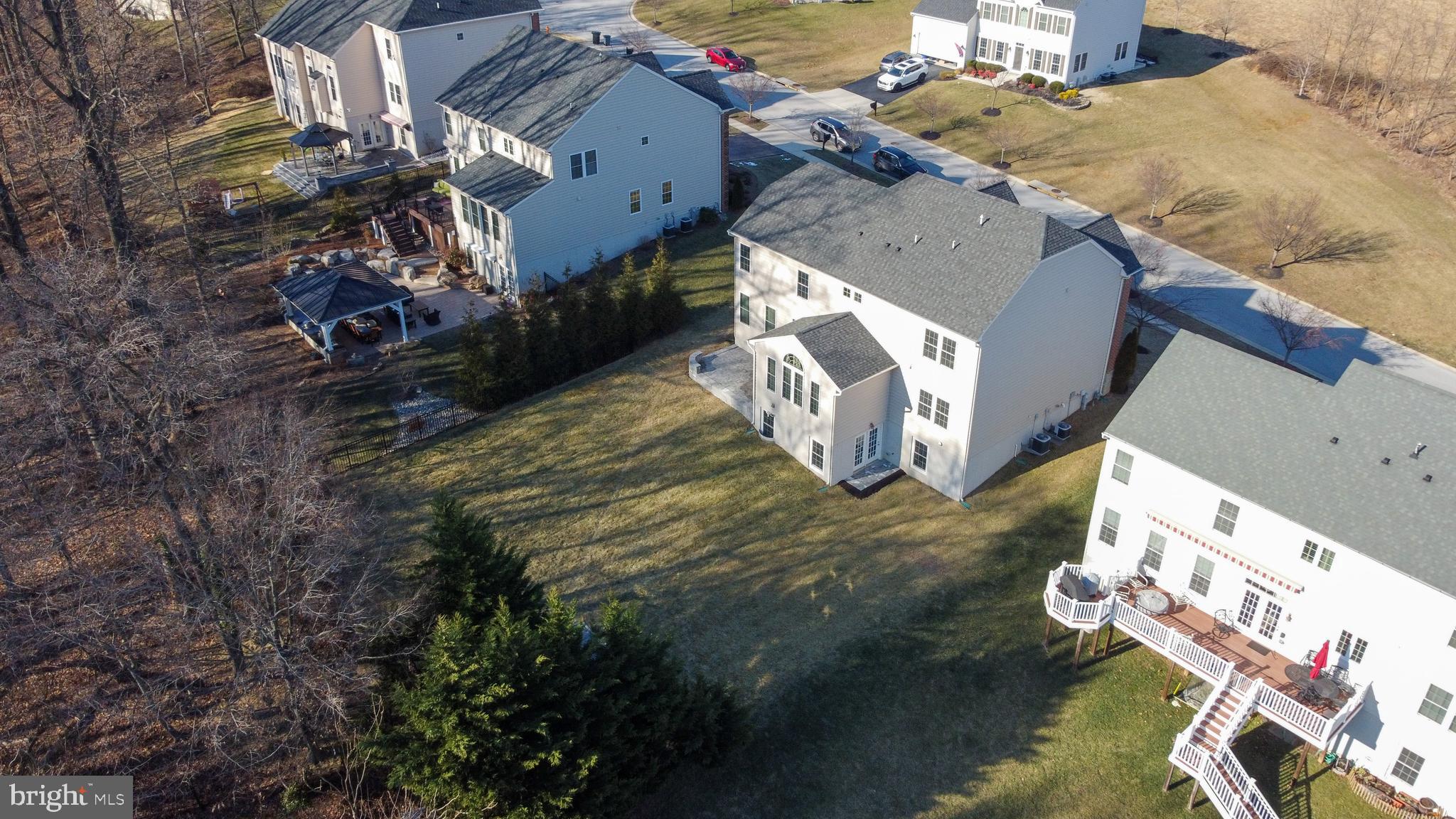 BONNIE BRANCH WOODS - Residential