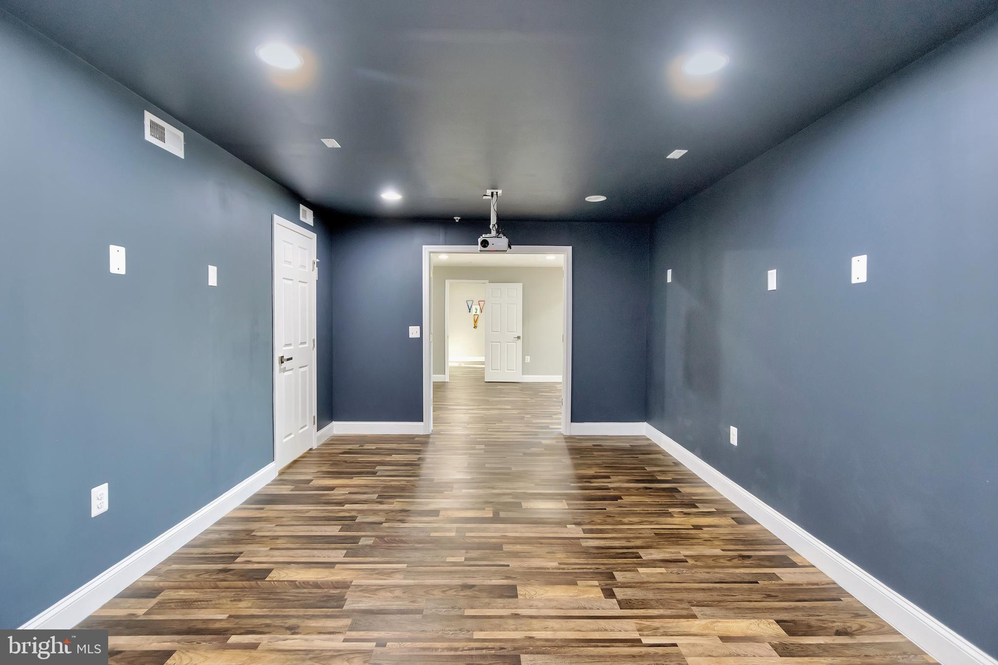 BONNIE BRANCH WOODS - Residential