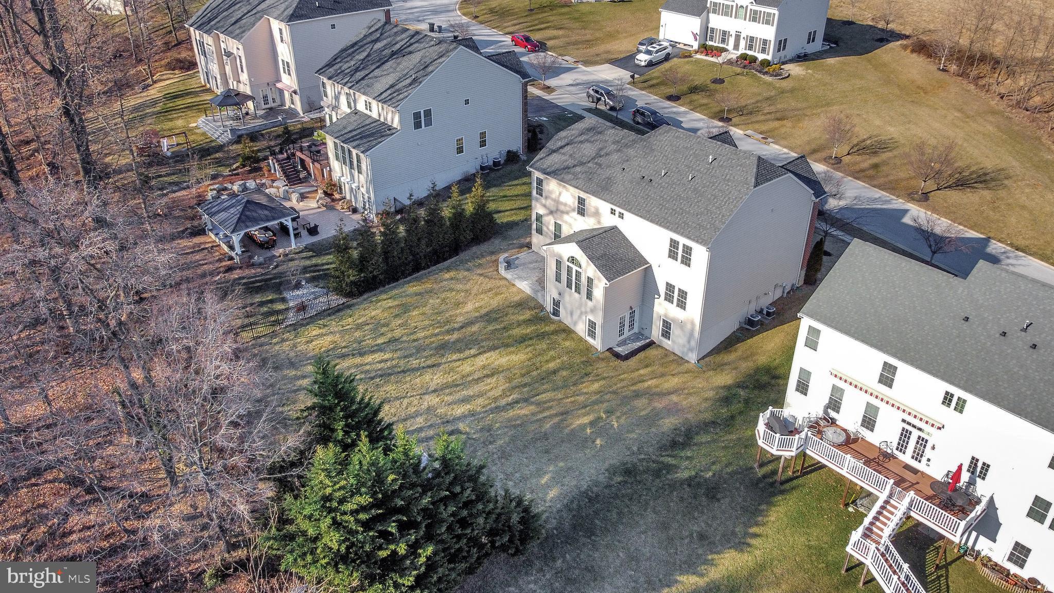 BONNIE BRANCH WOODS - Residential