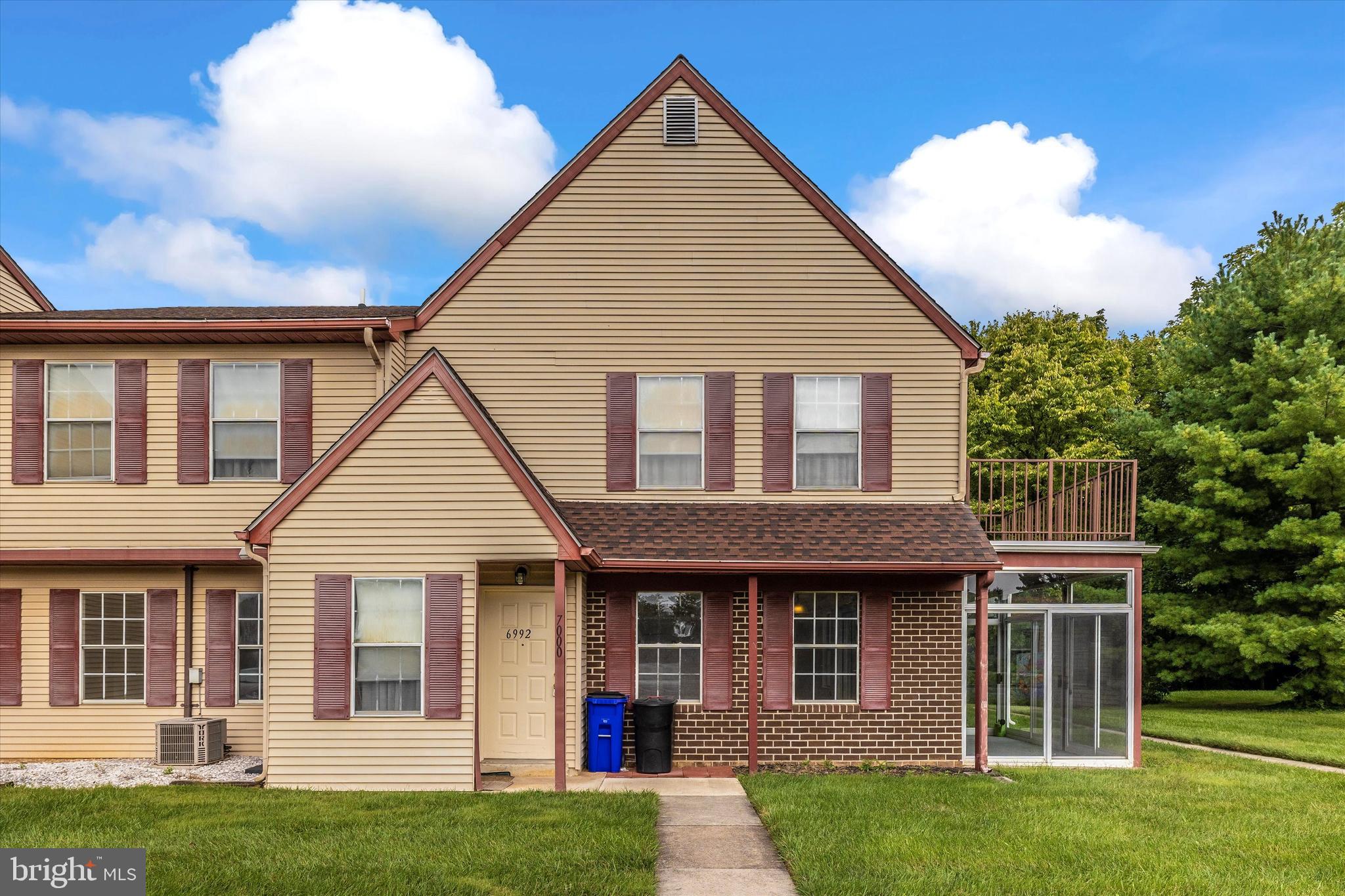 CRESTWOOD VILLAGE - Residential Lease