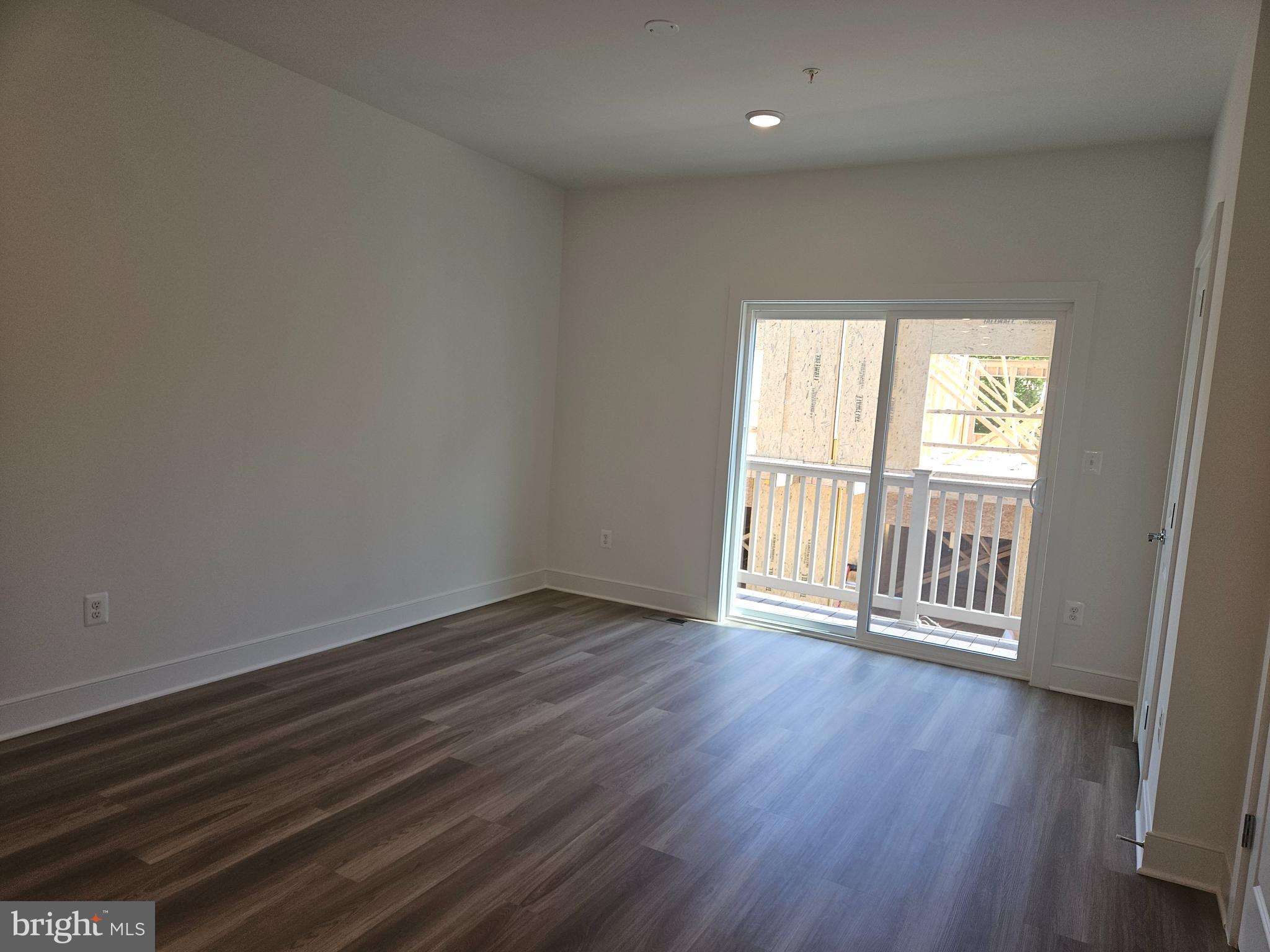 KING FARM IRVINGTON - Residential Lease