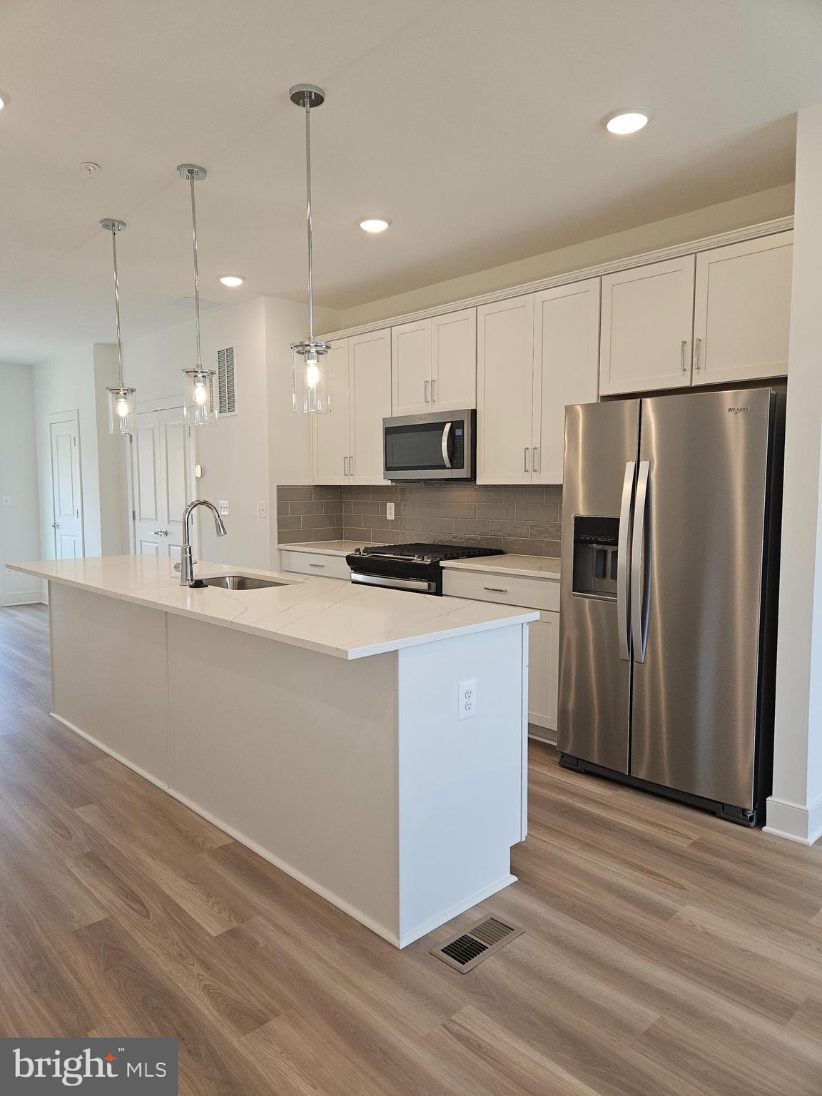 KING FARM IRVINGTON - Residential Lease