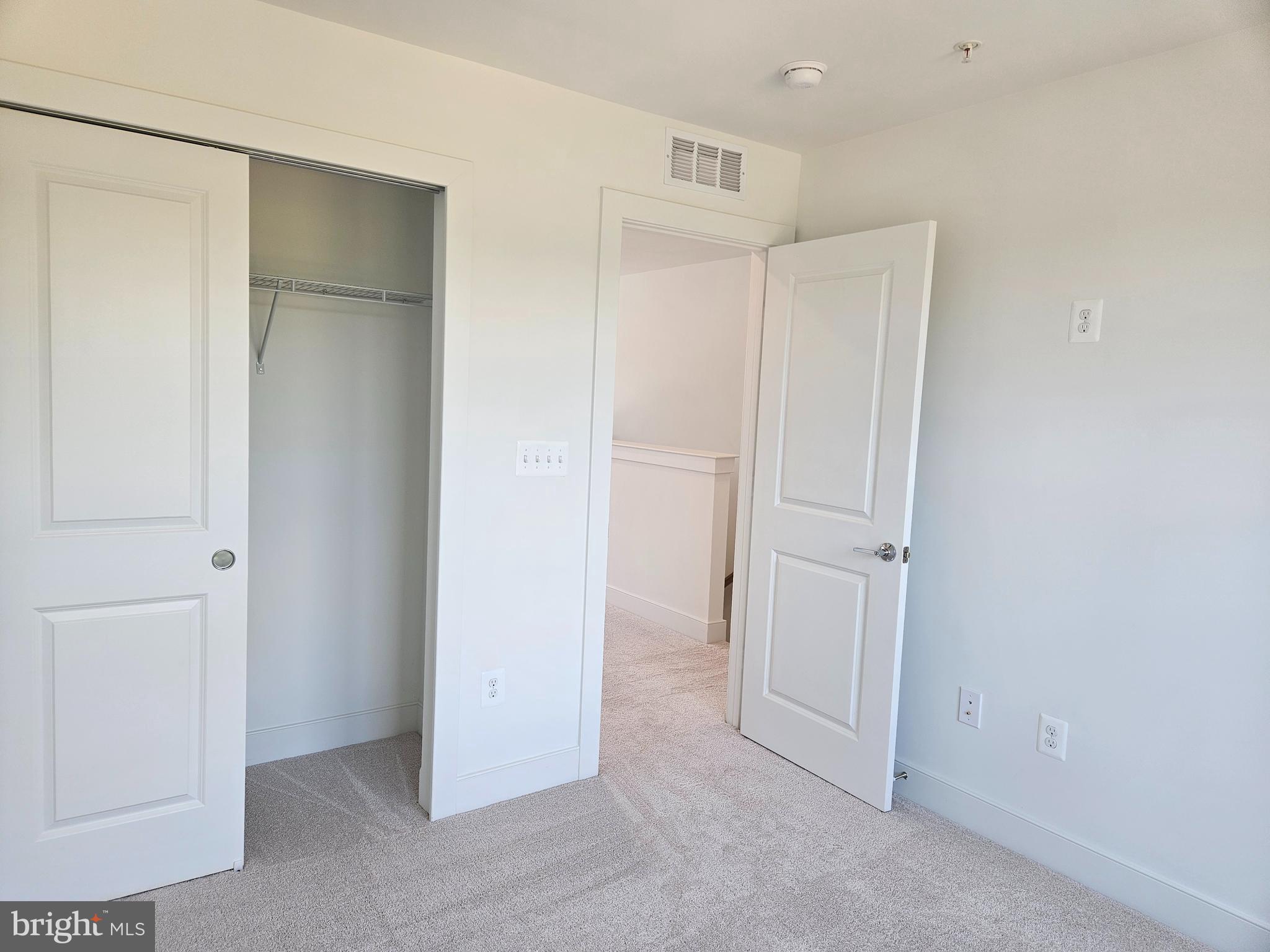 KING FARM IRVINGTON - Residential Lease