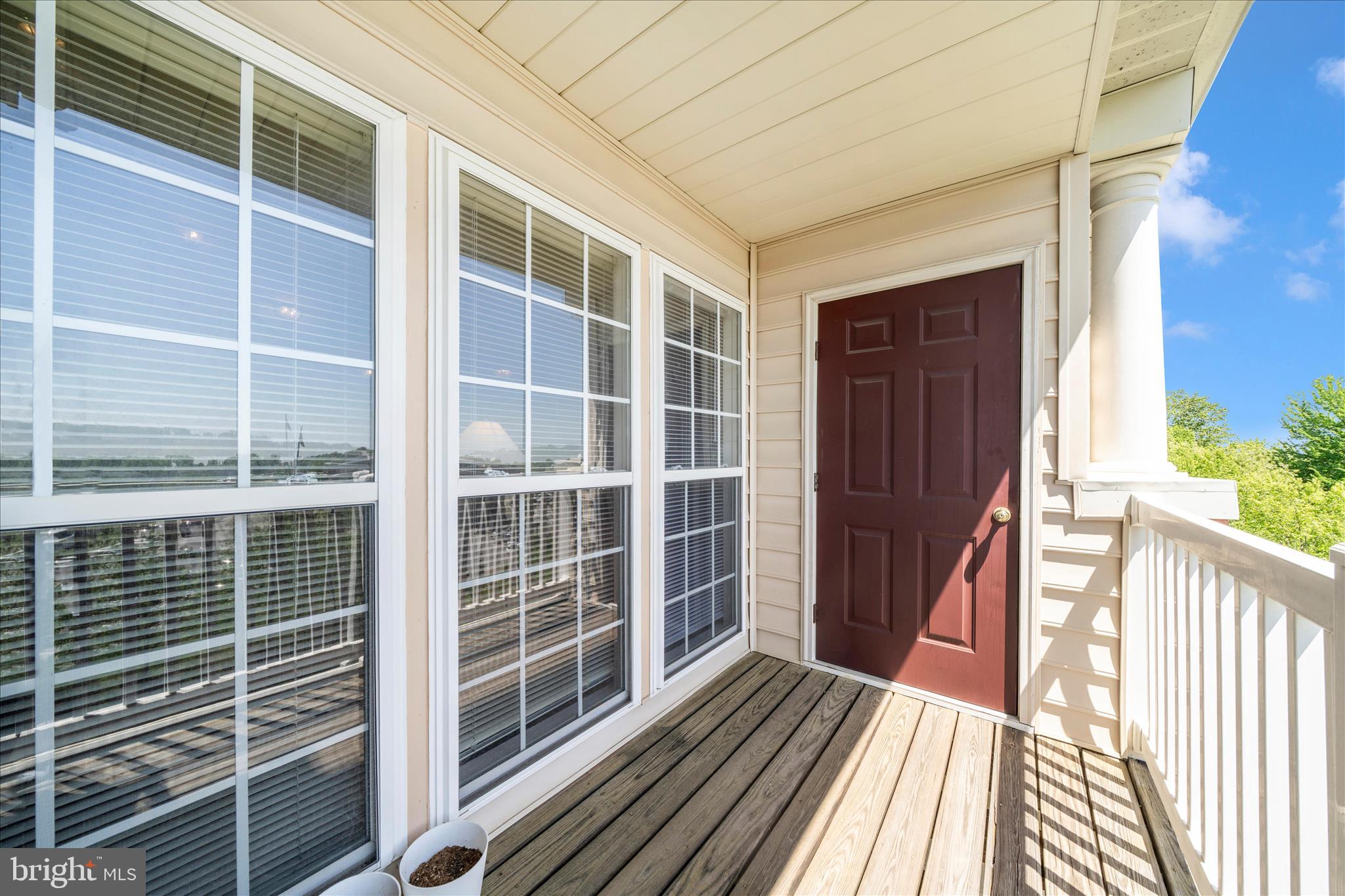 COURTYARDS AT TIMBERS - Residential