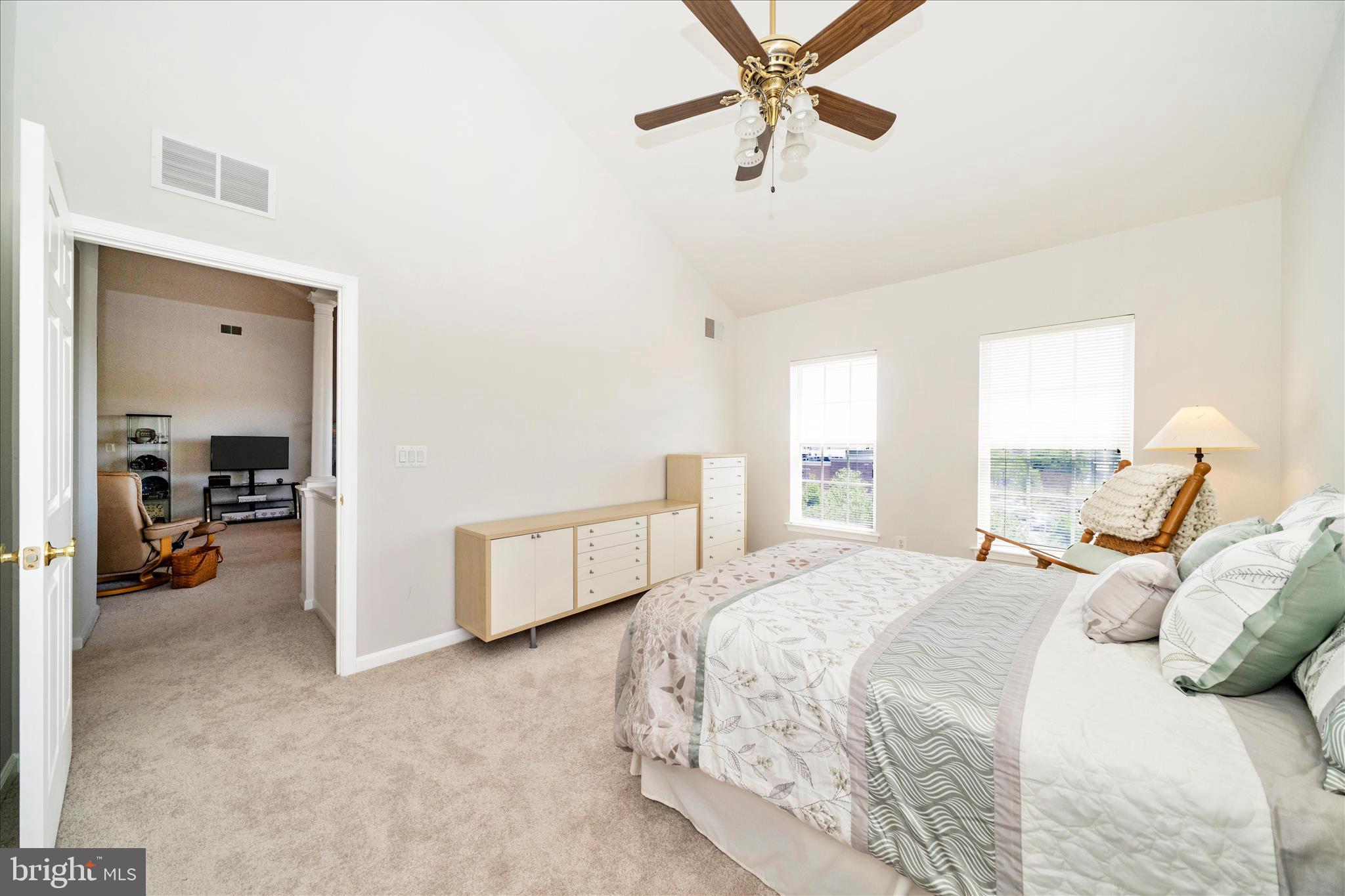 COURTYARDS AT TIMBERS - Residential