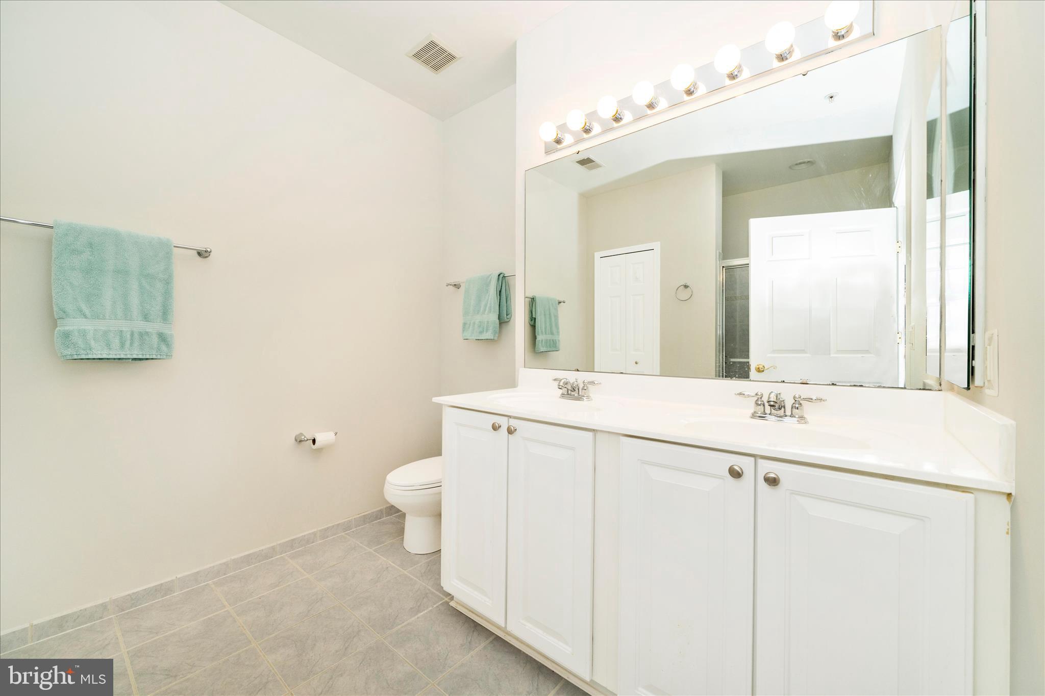 COURTYARDS AT TIMBERS - Residential