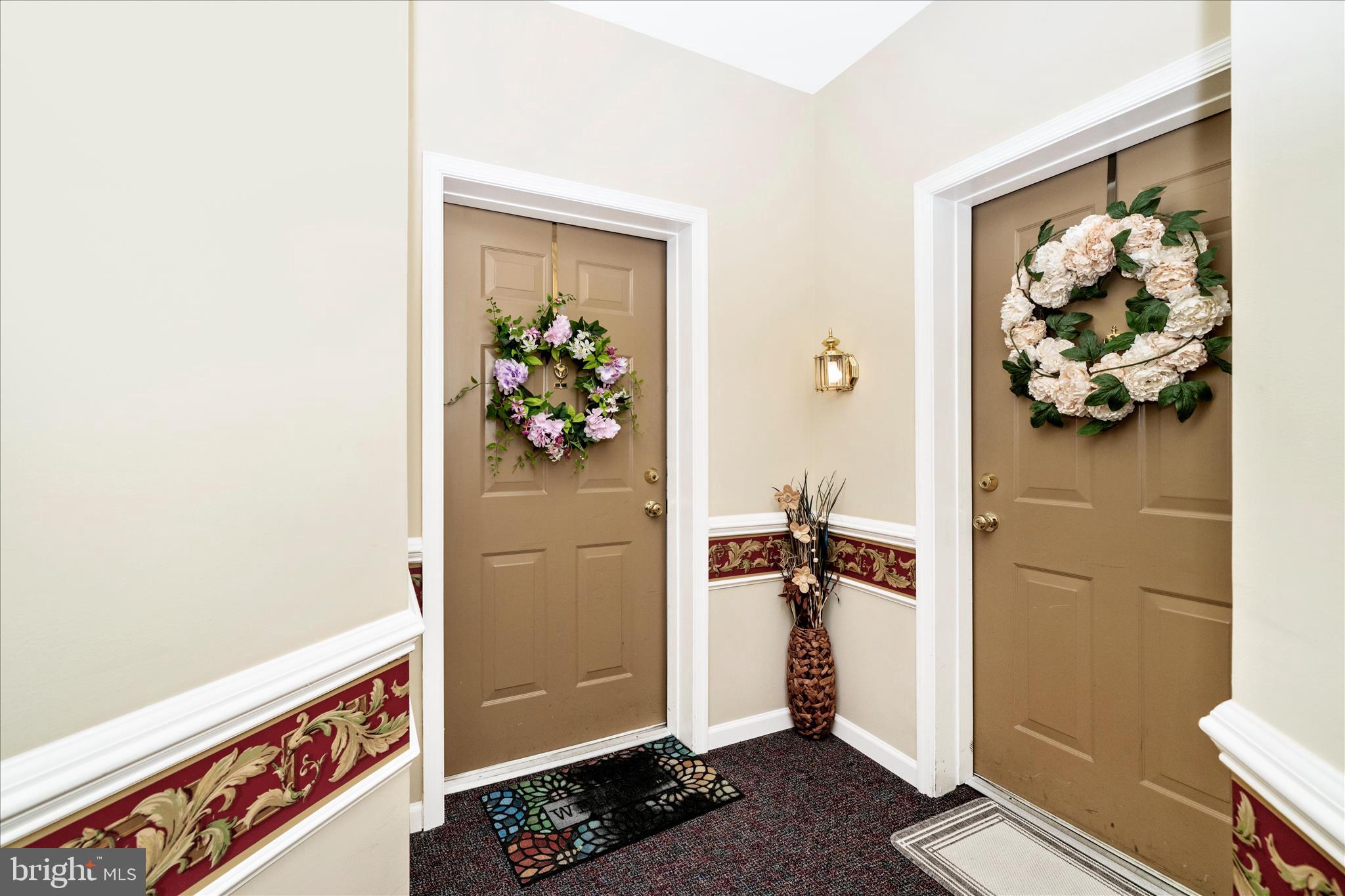 COURTYARDS AT TIMBERS - Residential