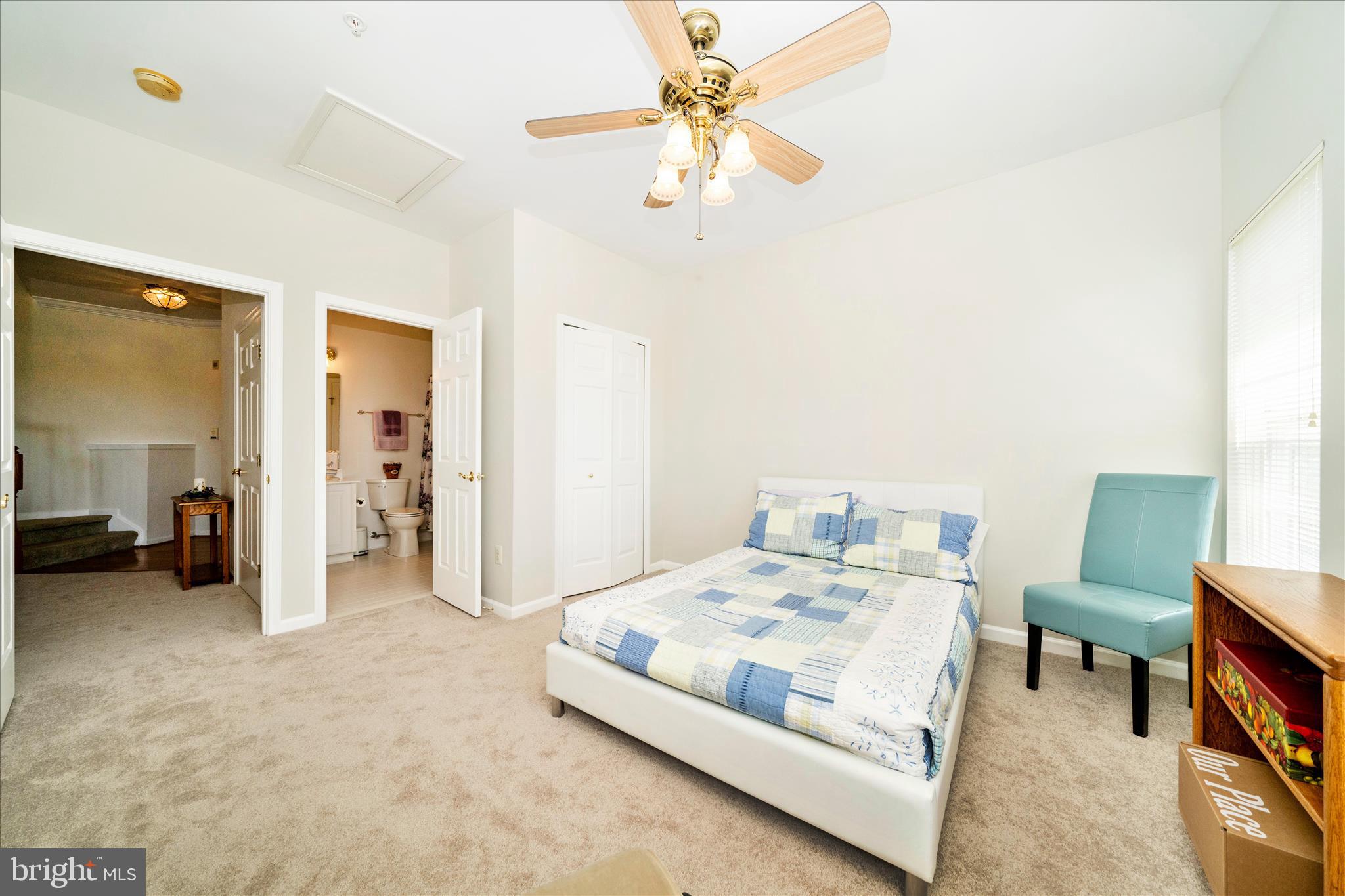 COURTYARDS AT TIMBERS - Residential