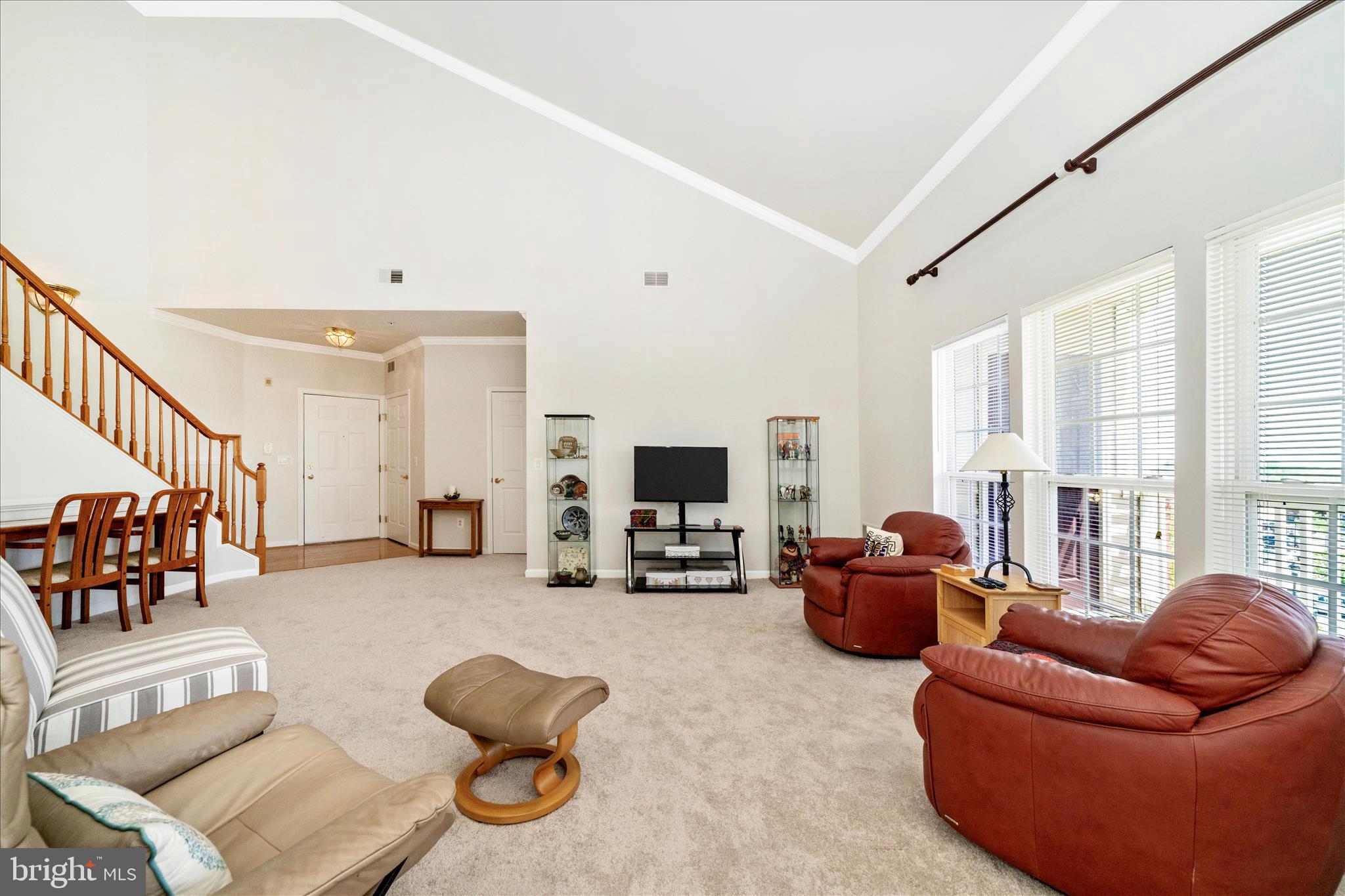 COURTYARDS AT TIMBERS - Residential