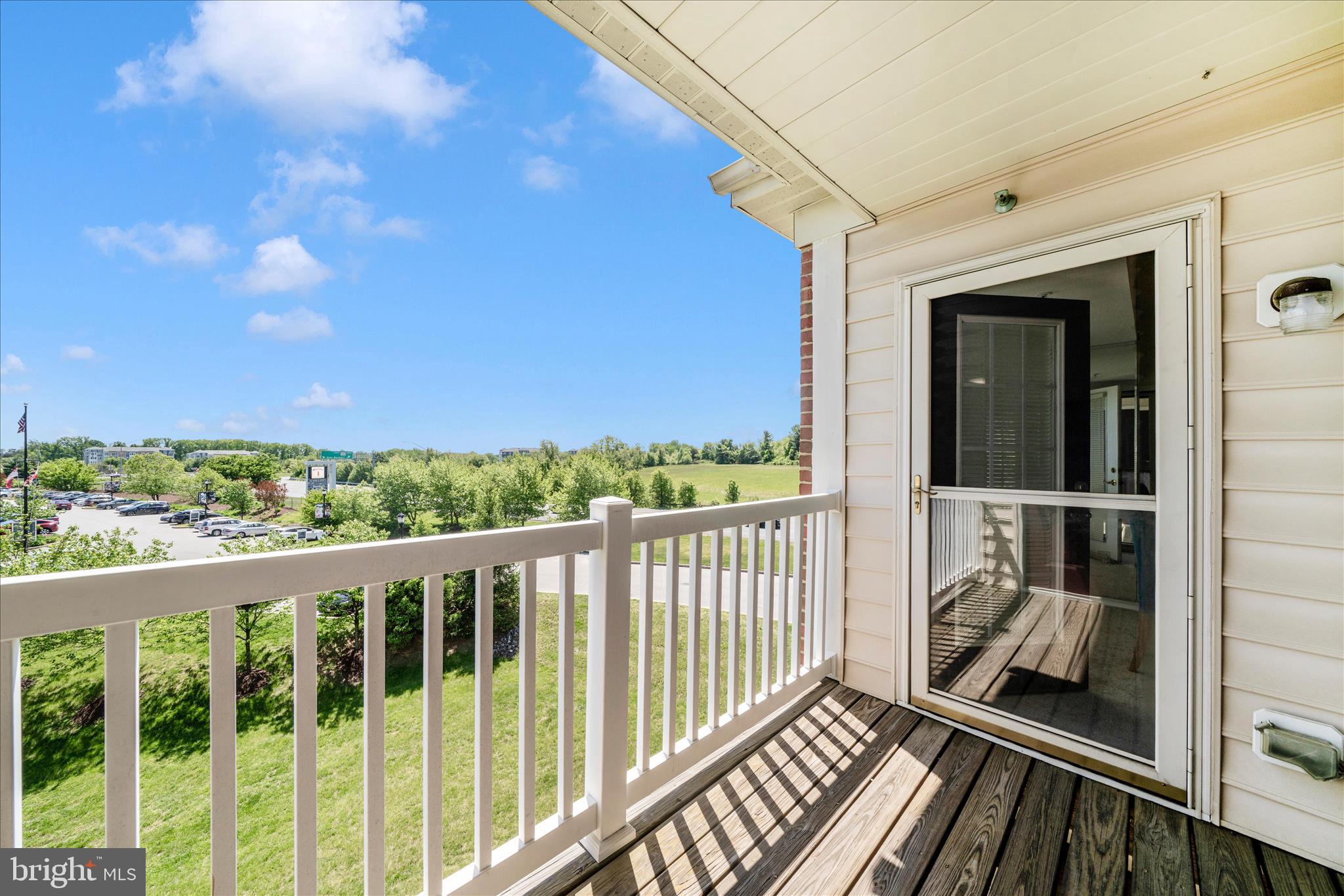 COURTYARDS AT TIMBERS - Residential