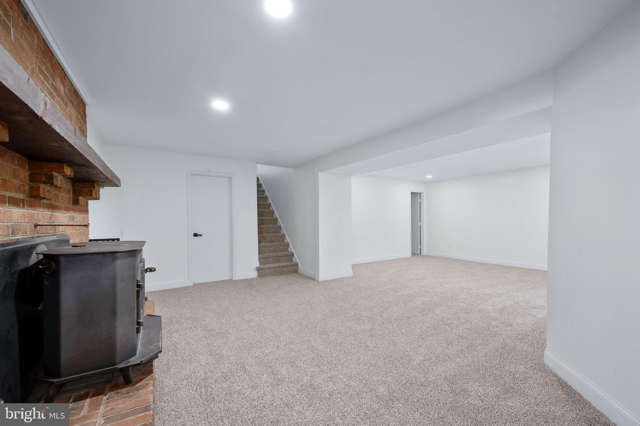 BELMONT HILLS/INGLESIDE - Residential