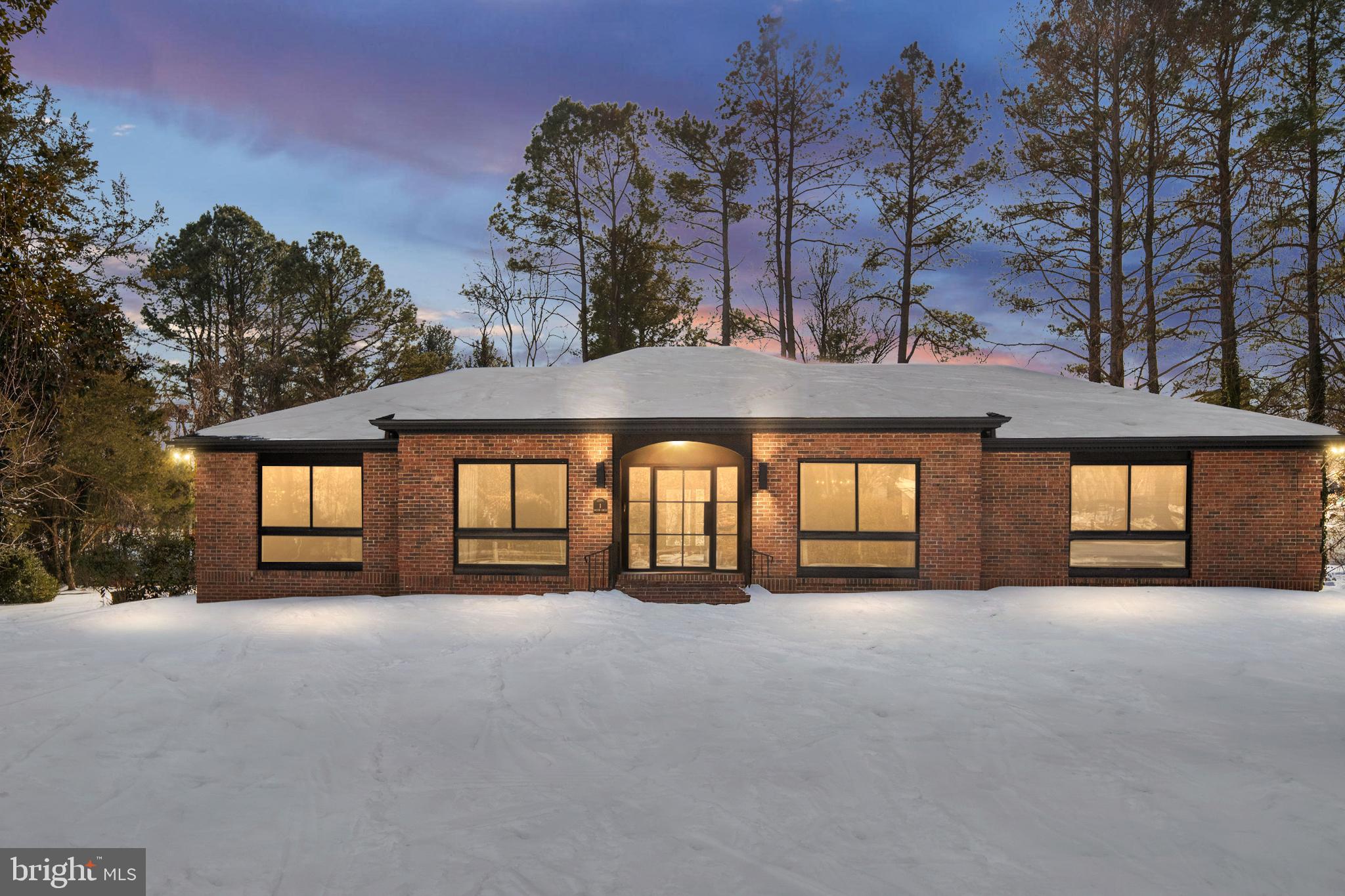 BELMONT HILLS/INGLESIDE - Residential