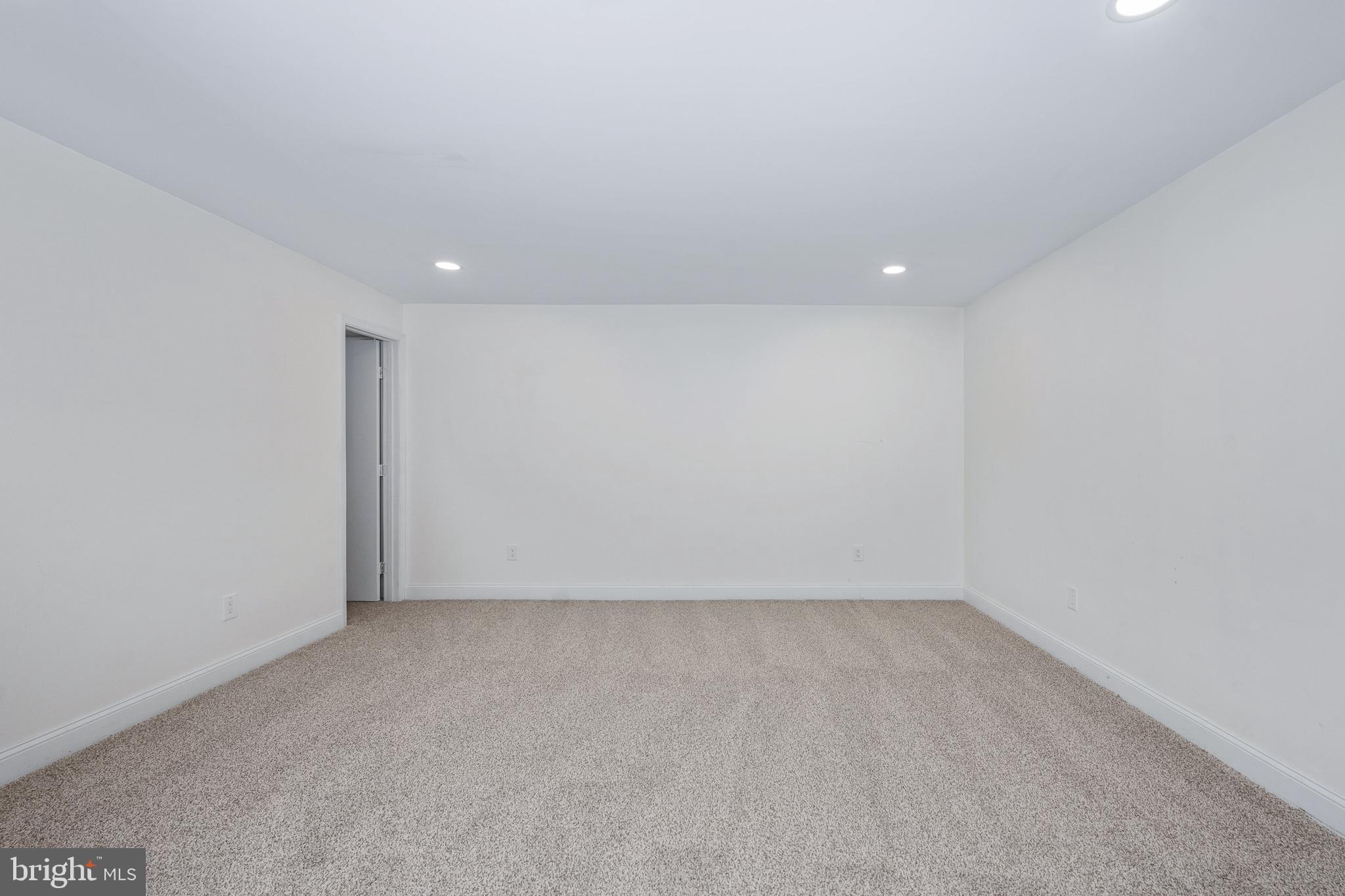 BELMONT HILLS/INGLESIDE - Residential