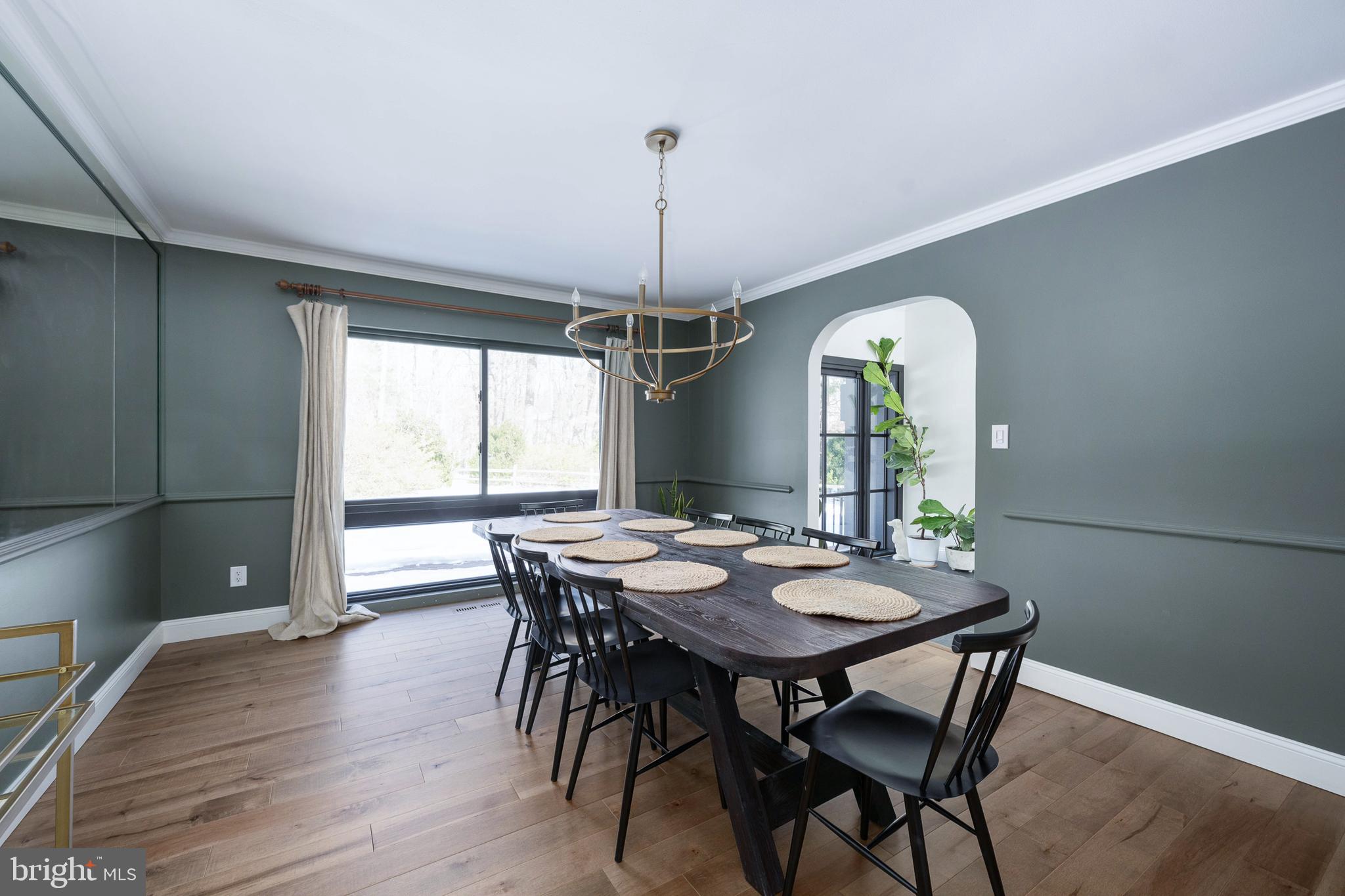 BELMONT HILLS/INGLESIDE - Residential