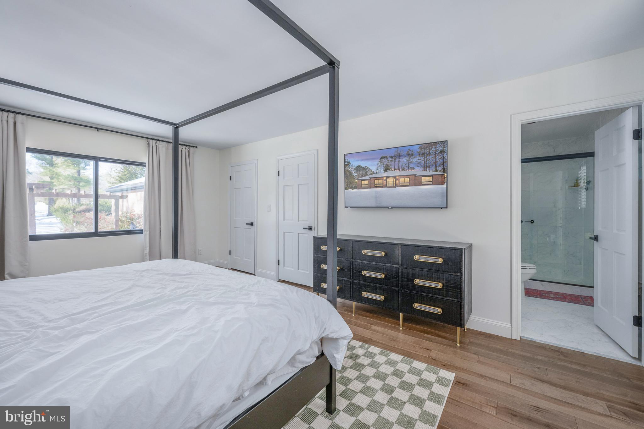 BELMONT HILLS/INGLESIDE - Residential