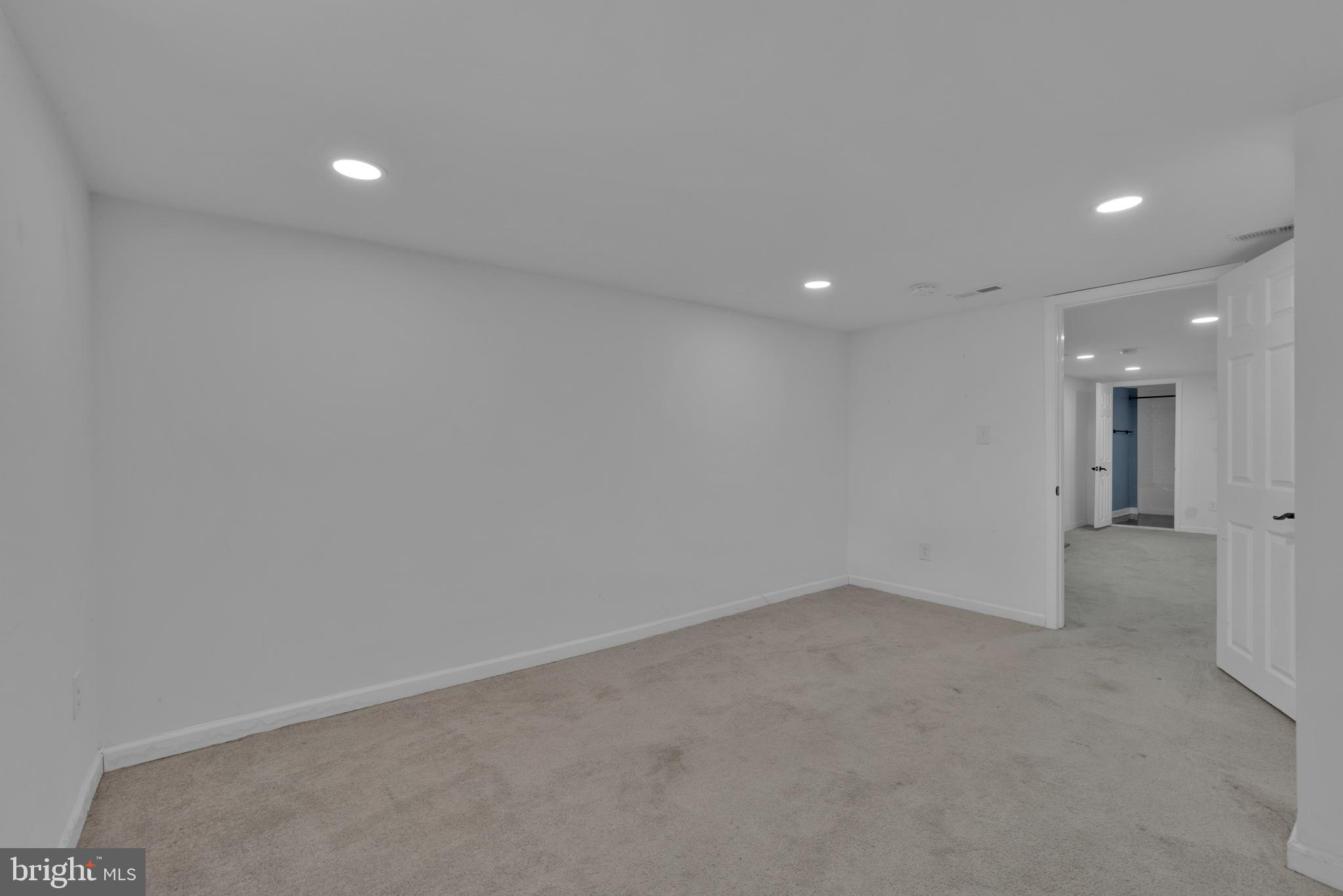 HAMPDEN HISTORIC DISTRICT - Residential